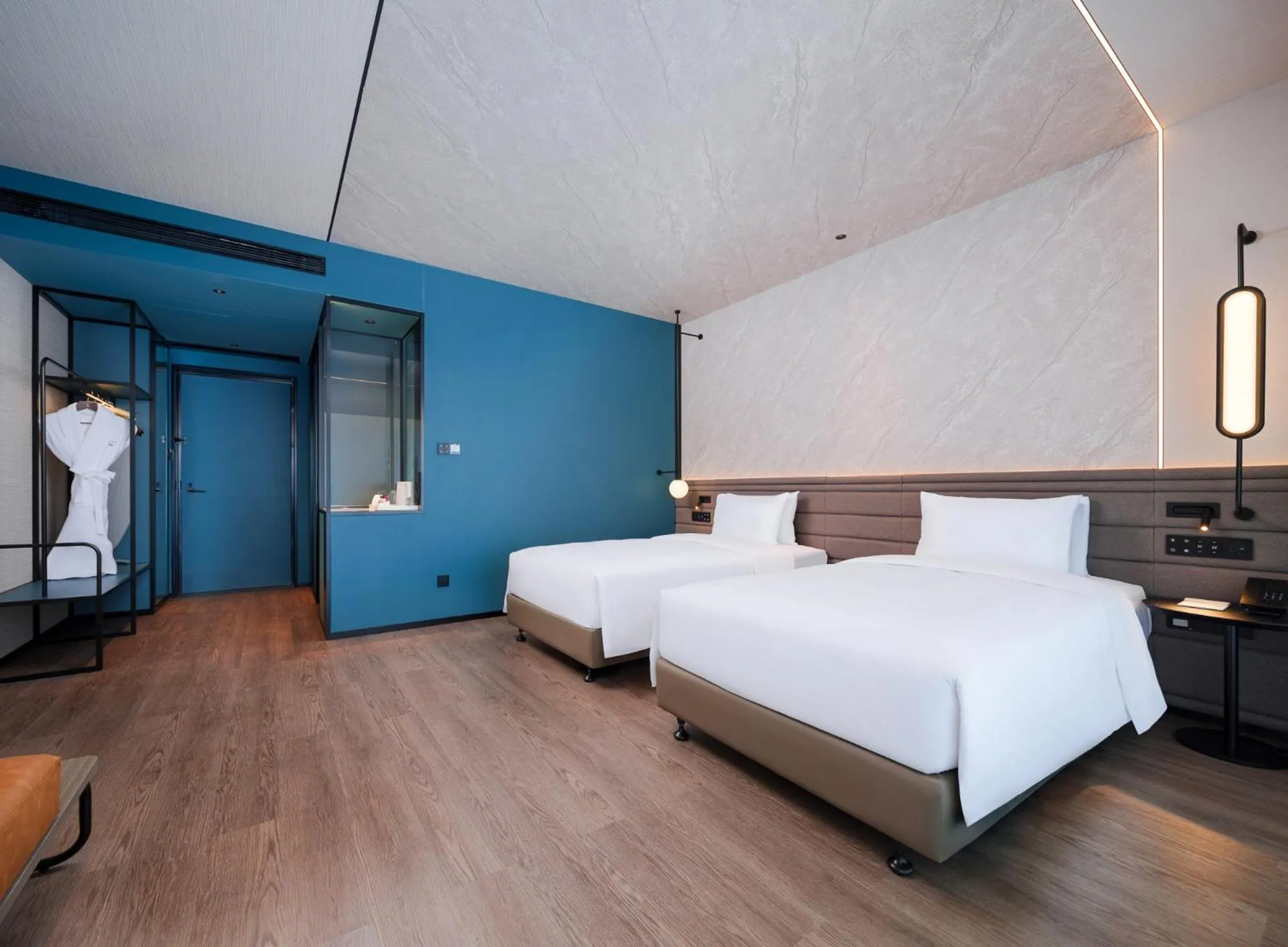 Bed in Novotel Kunming Yunjin