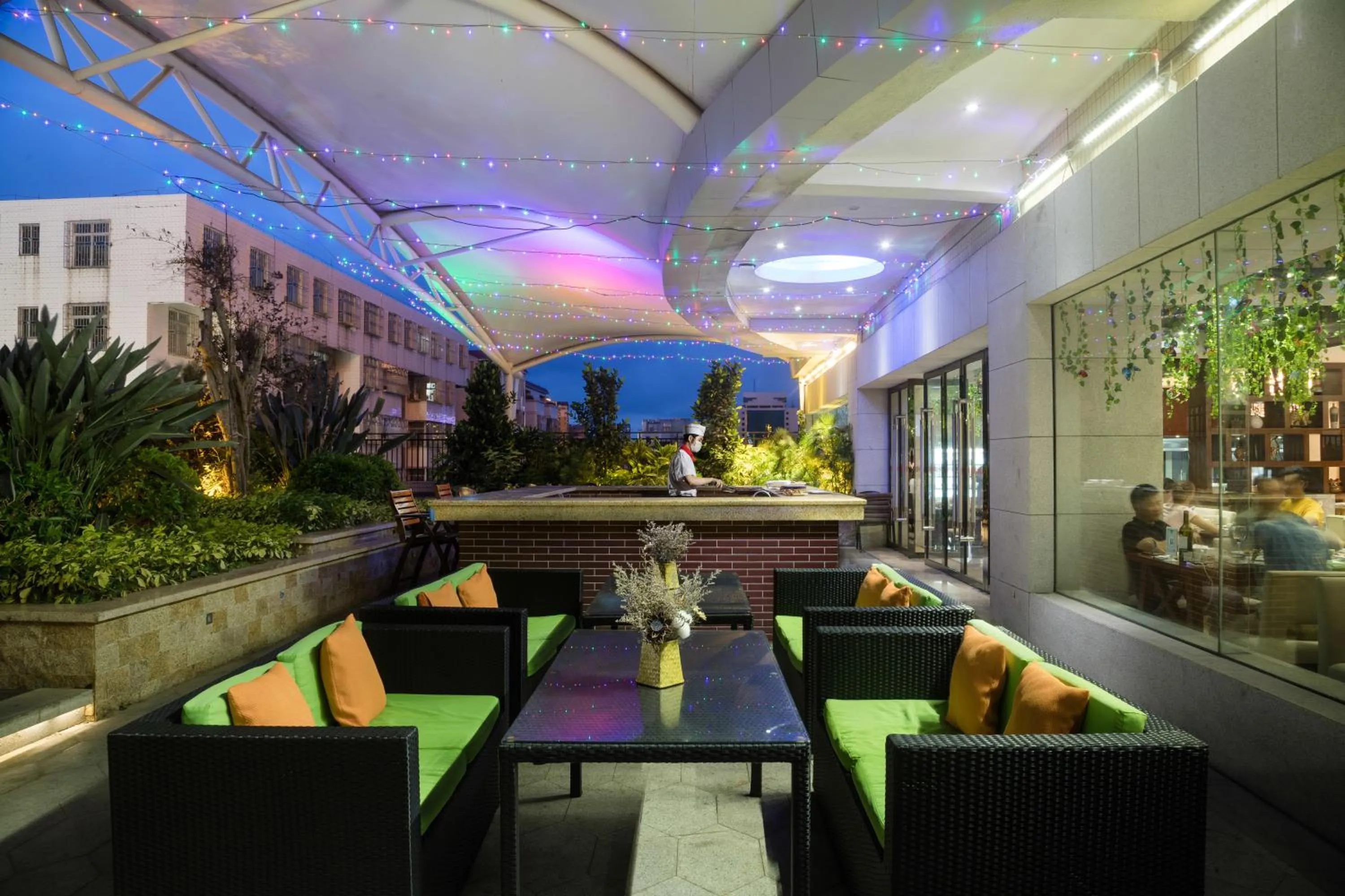 Nightclub / DJ in Maoming International Hotel