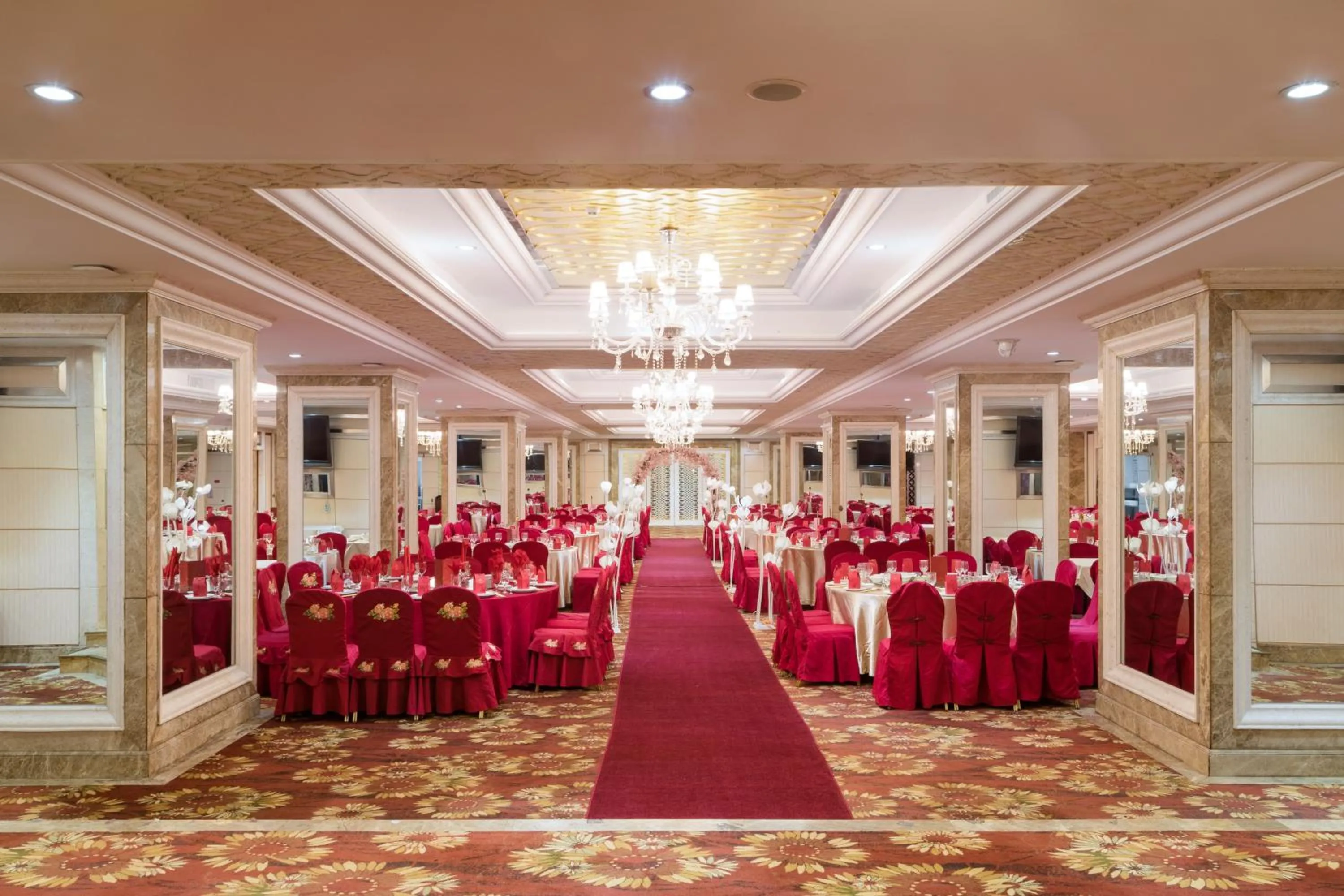 Banquet/Function facilities in Maoming International Hotel