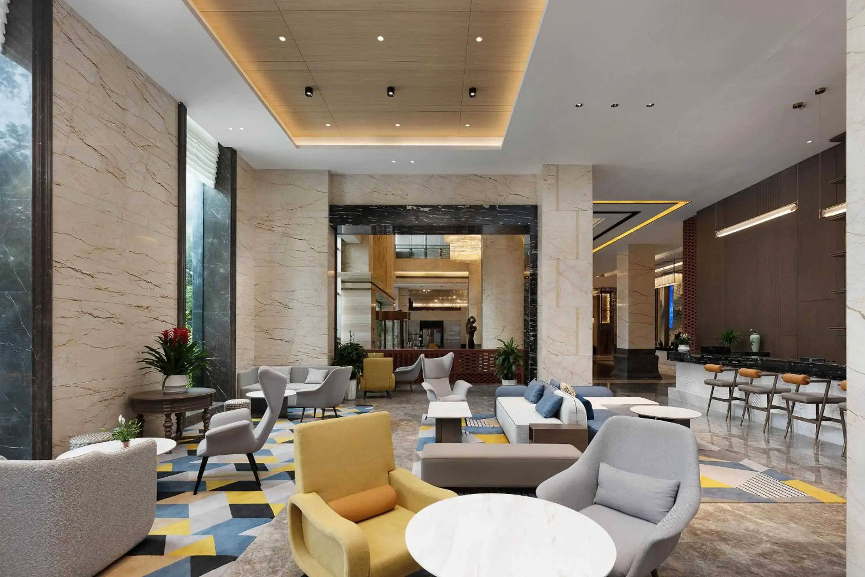 Lobby or reception in Crowne Plaza Dujiangyan by IHG Lobby or reception in Crowne Plaza Dujiangyan by IHG