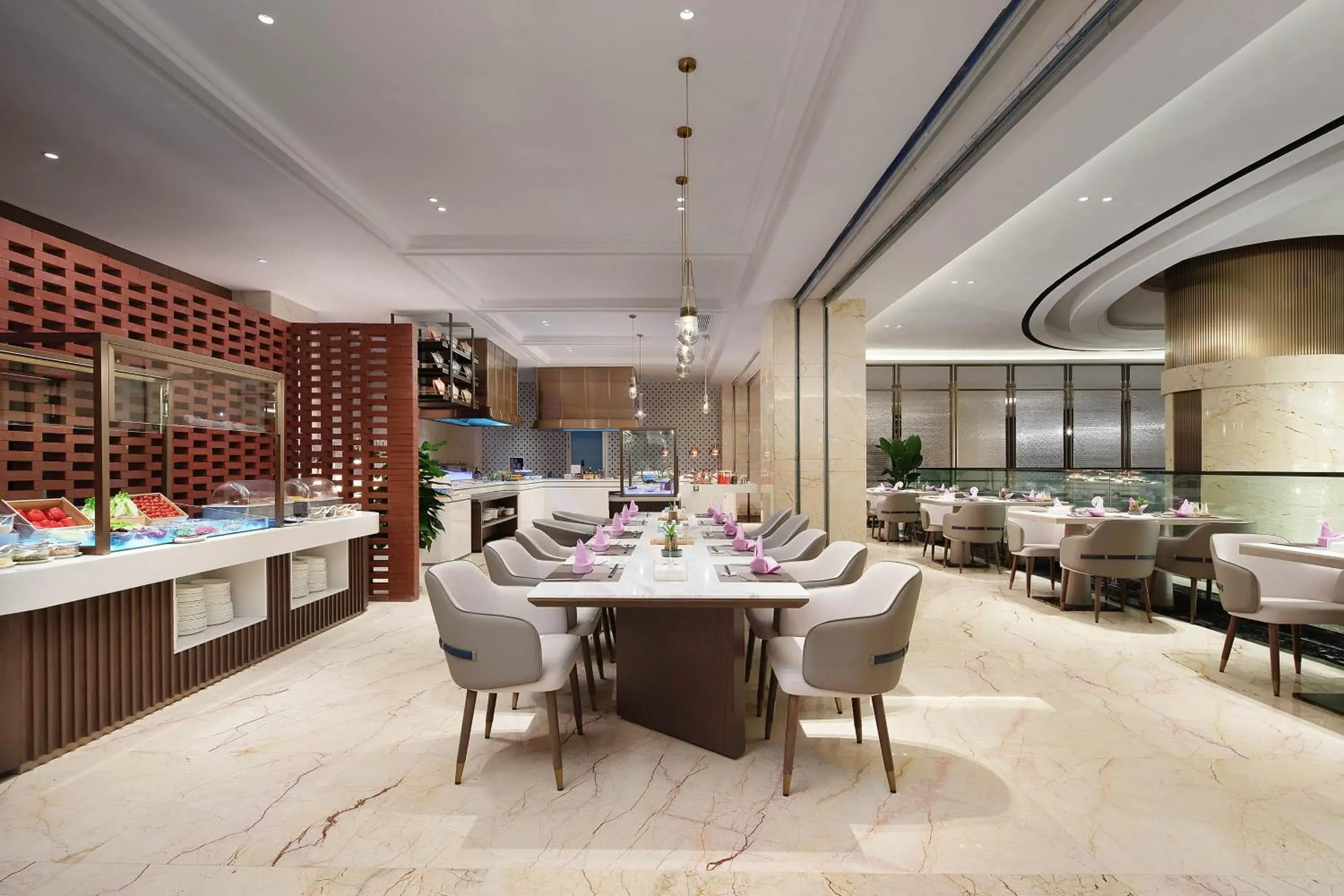 Restaurant/places to eat in Crowne Plaza Dujiangyan by IHG Restaurant/places to eat in Crowne Plaza Dujiangyan by IHG