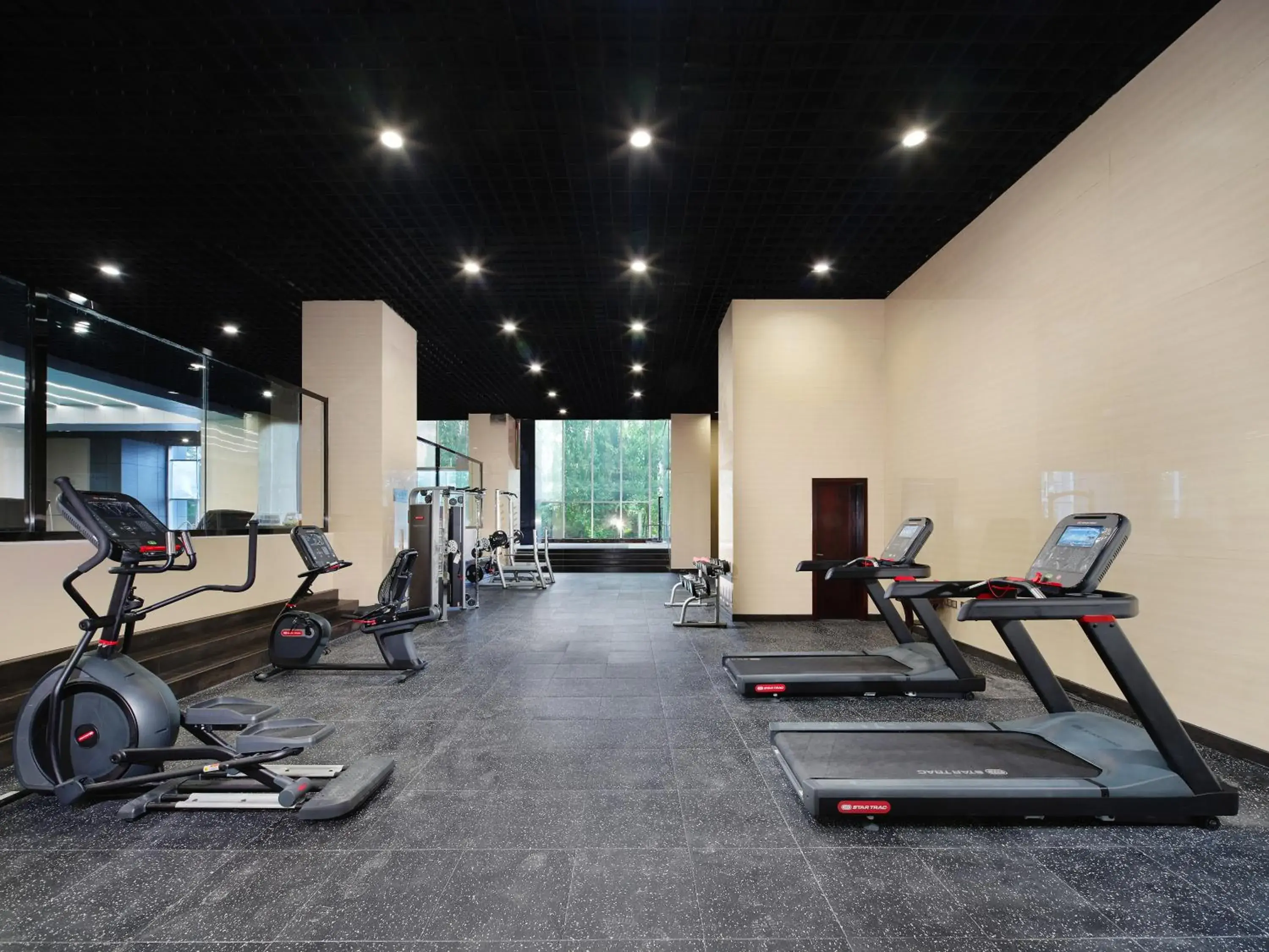 Fitness centre/facilities in Crowne Plaza Dujiangyan by IHG Fitness centre/facilities in Crowne Plaza Dujiangyan by IHG