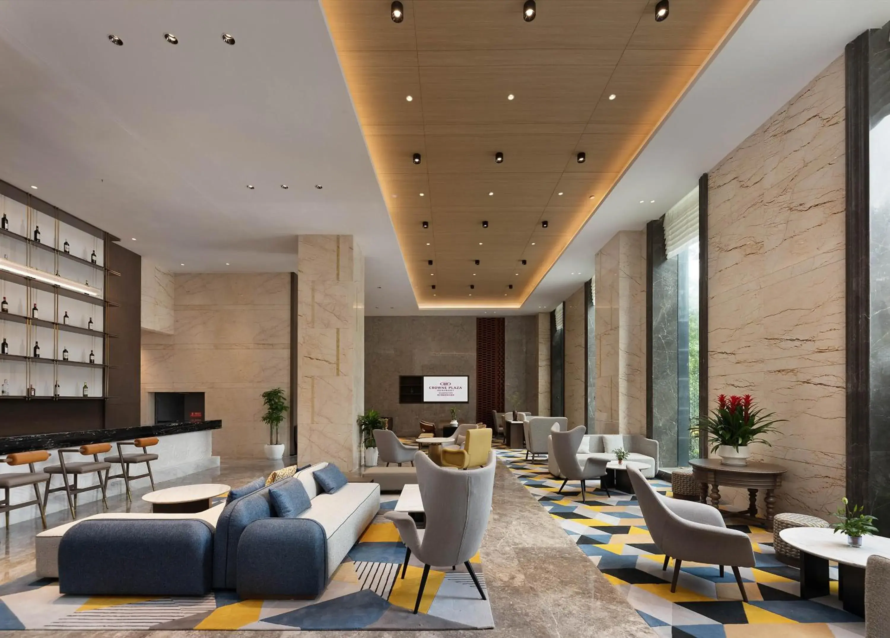 Lobby or reception in Crowne Plaza Dujiangyan by IHG Lobby or reception in Crowne Plaza Dujiangyan by IHG