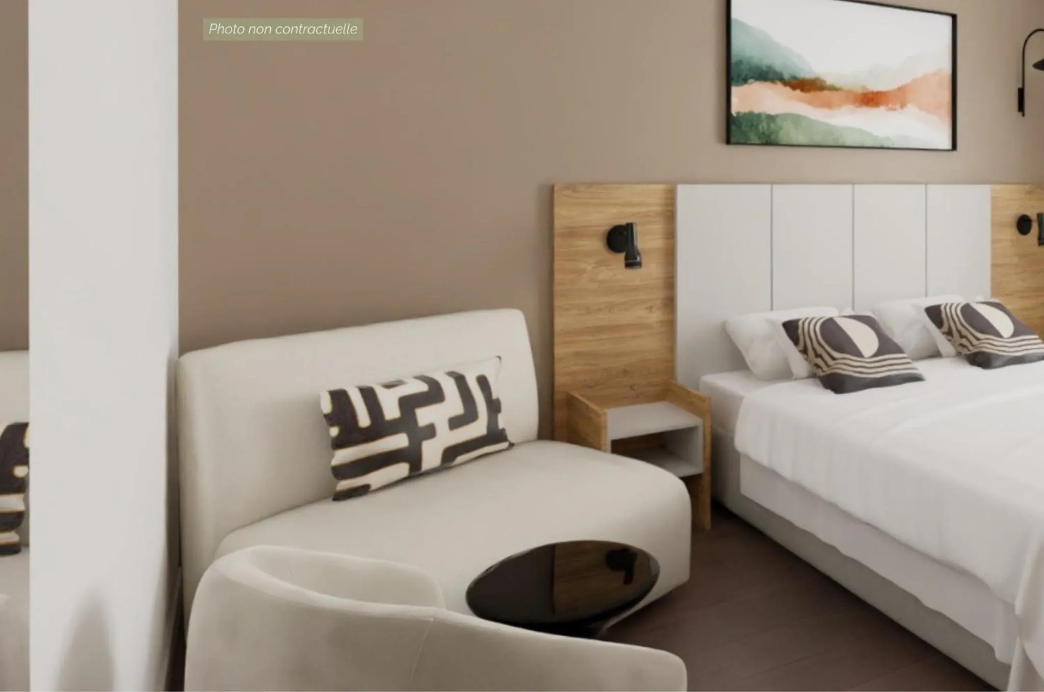 Seating area, Bed in The Originals city, Hôtel Harys