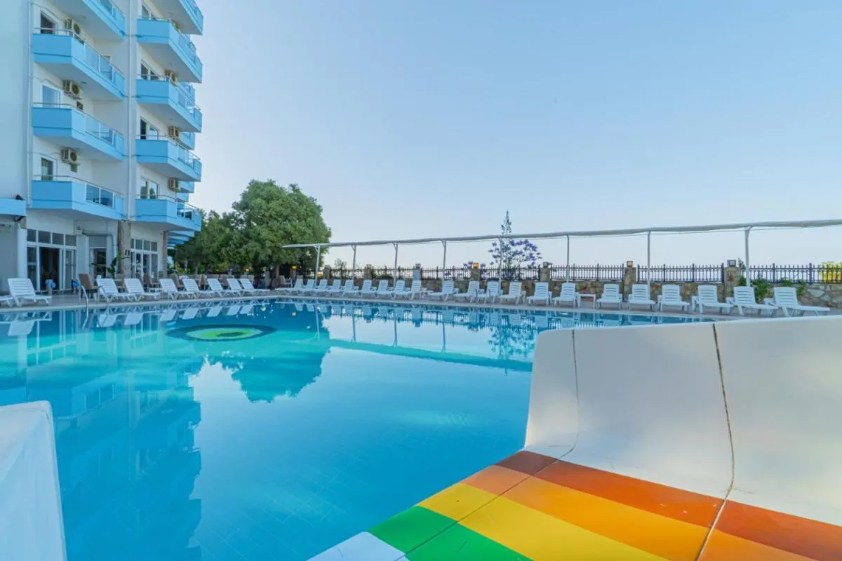 Club Sun Paradise Hotel