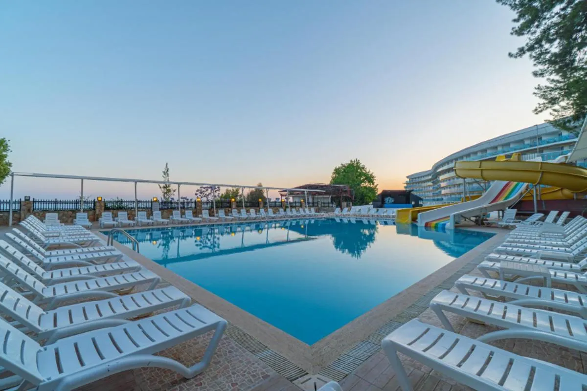 Club Sun Paradise Hotel