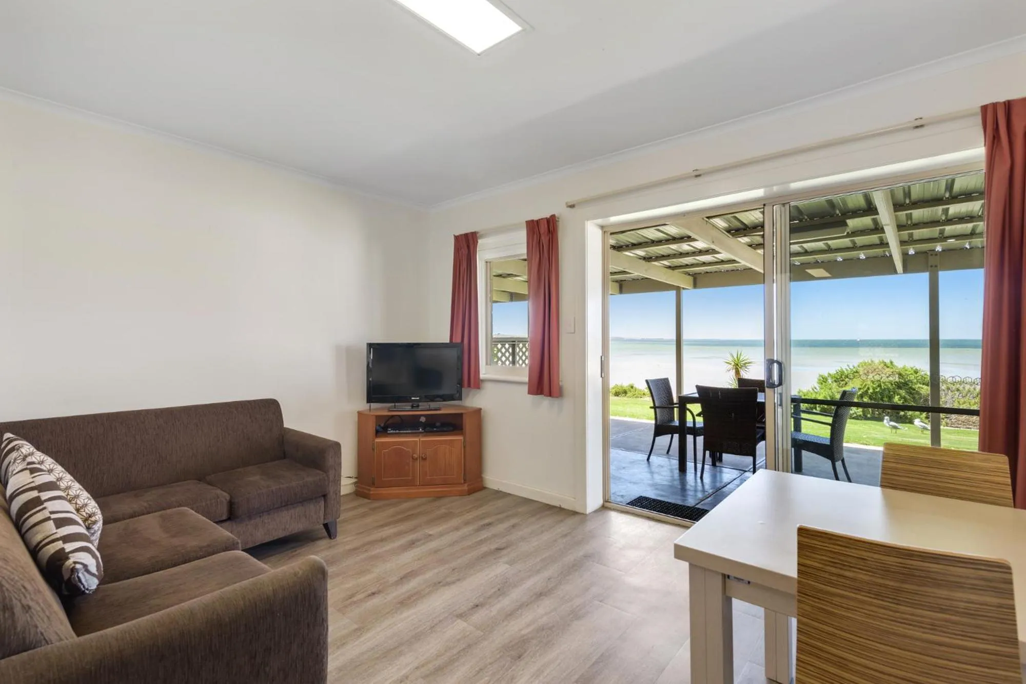 Living room in Discovery Parks - Streaky Bay Foreshore