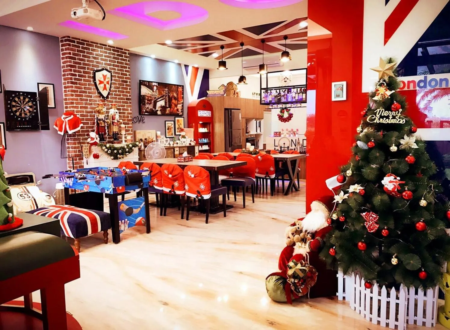 Restaurant/places to eat in 宜蘭I Do主題電梯民宿