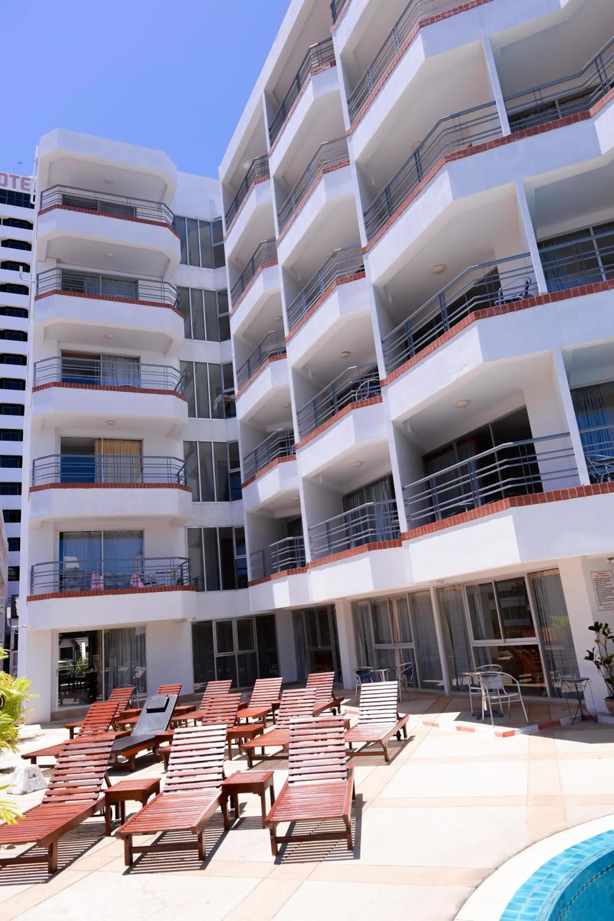 Property building in Sandy Spring Hotel Property building in Sandy Spring Hotel