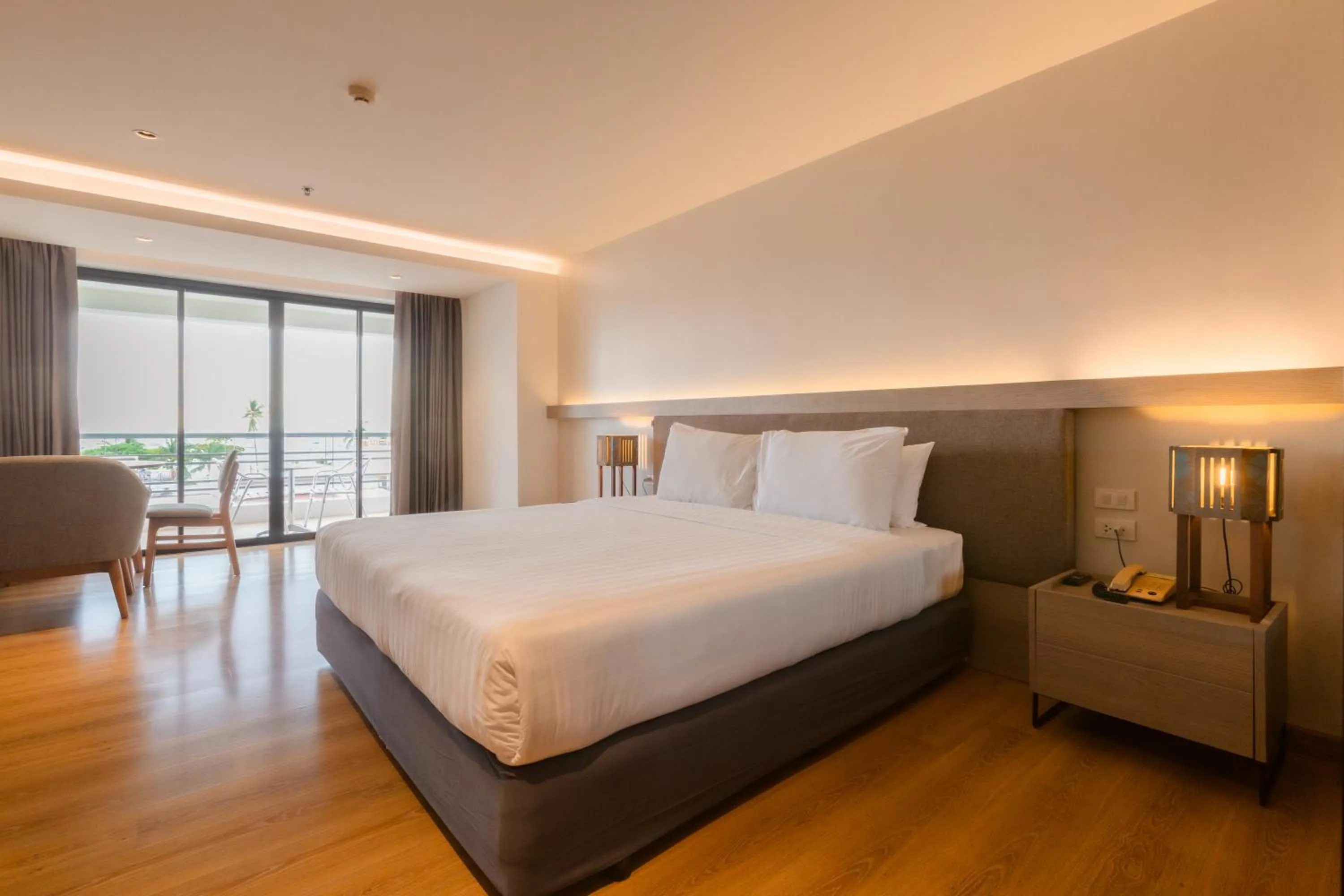 Bed in Sandy Spring Hotel