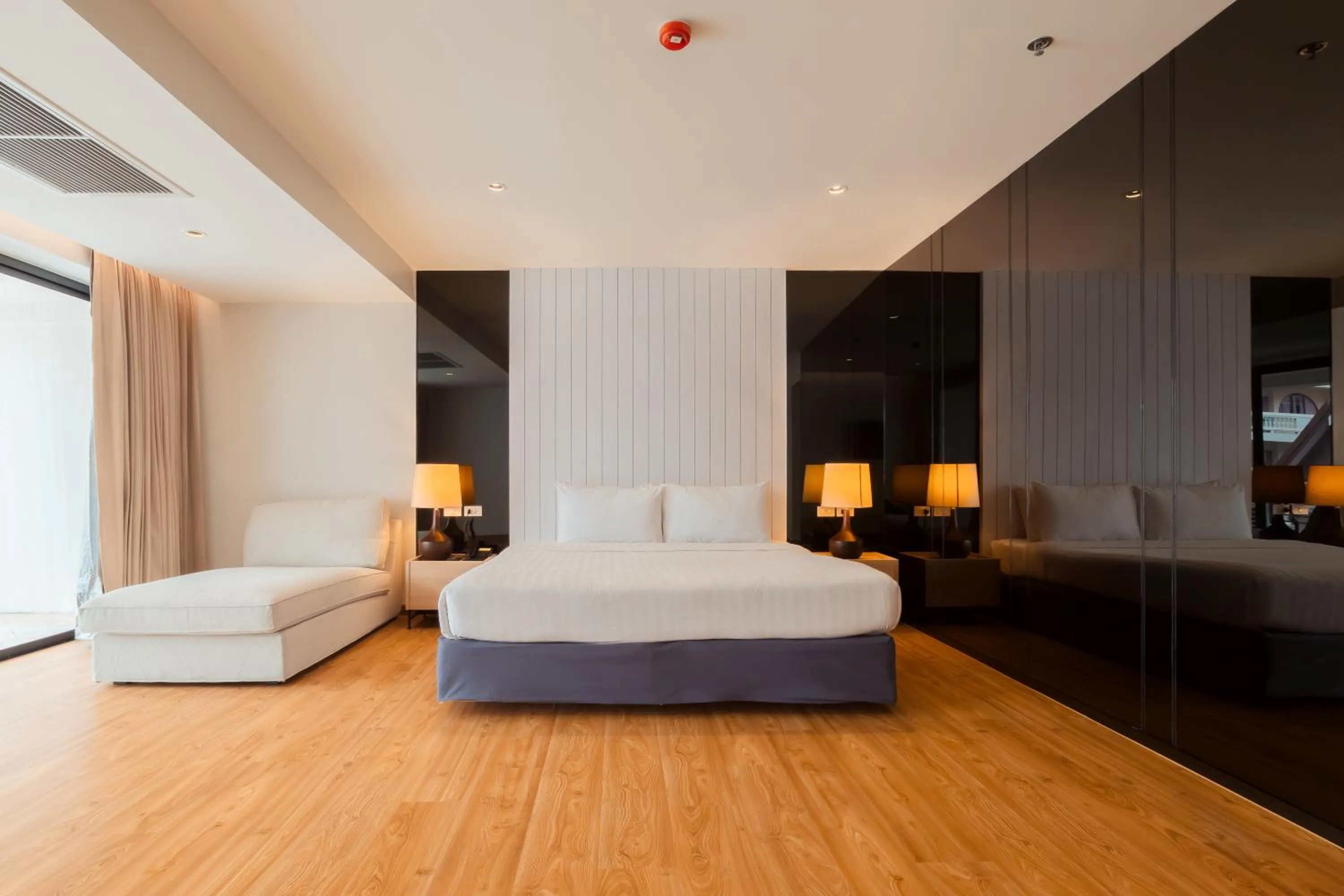 Bed in Sandy Spring Hotel