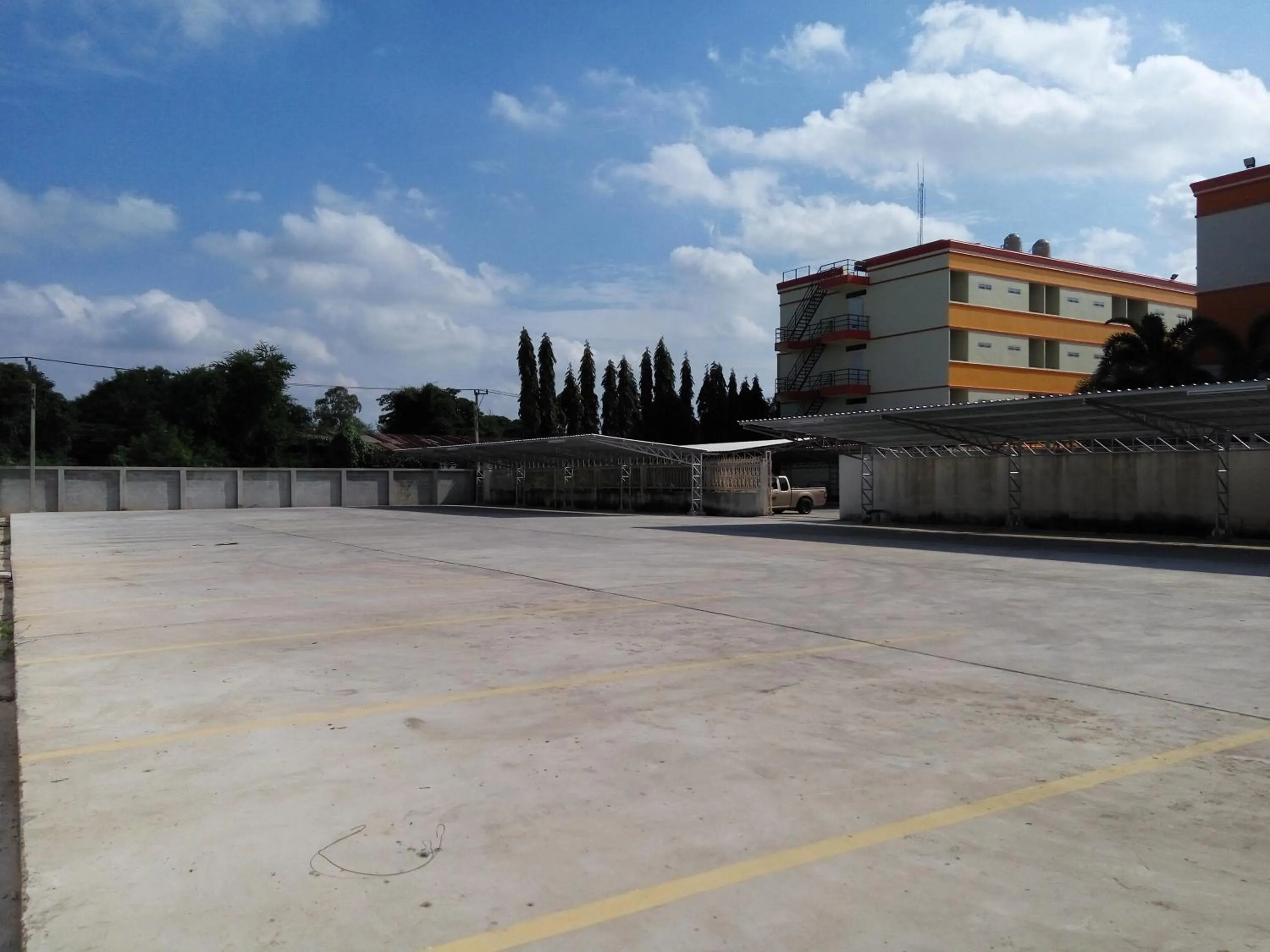 Area and facilities in Central Park Hotel