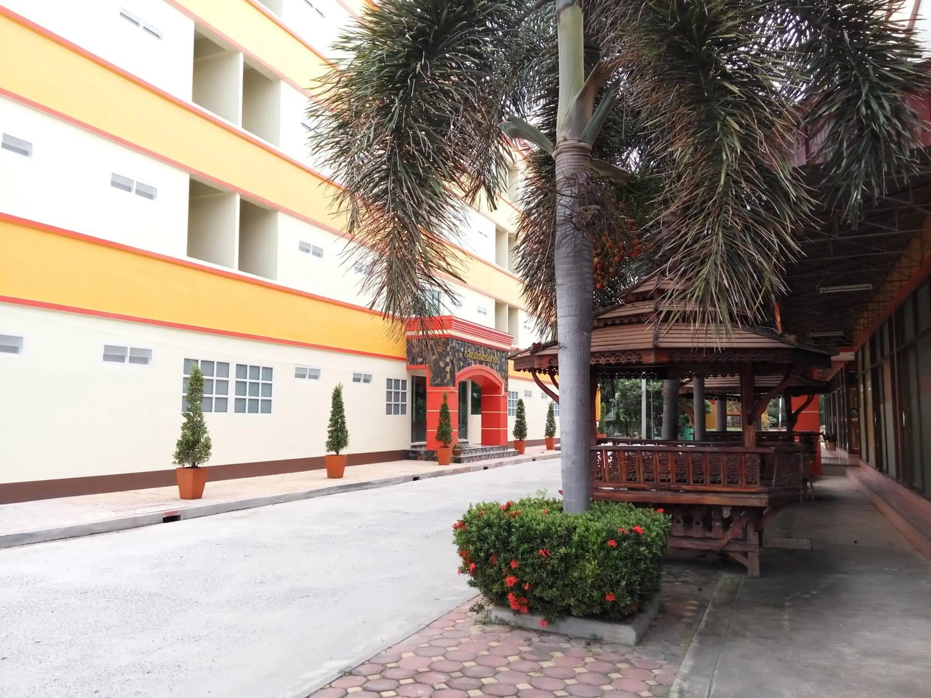 Facade/entrance in Central Park Hotel Facade/entrance in Central Park Hotel