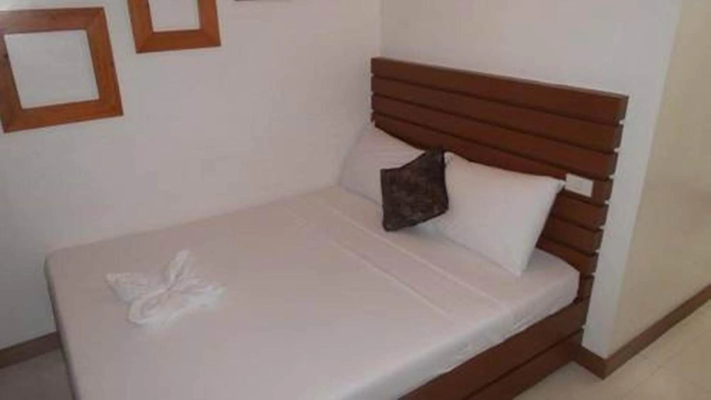 Bed in Abozza Resort
