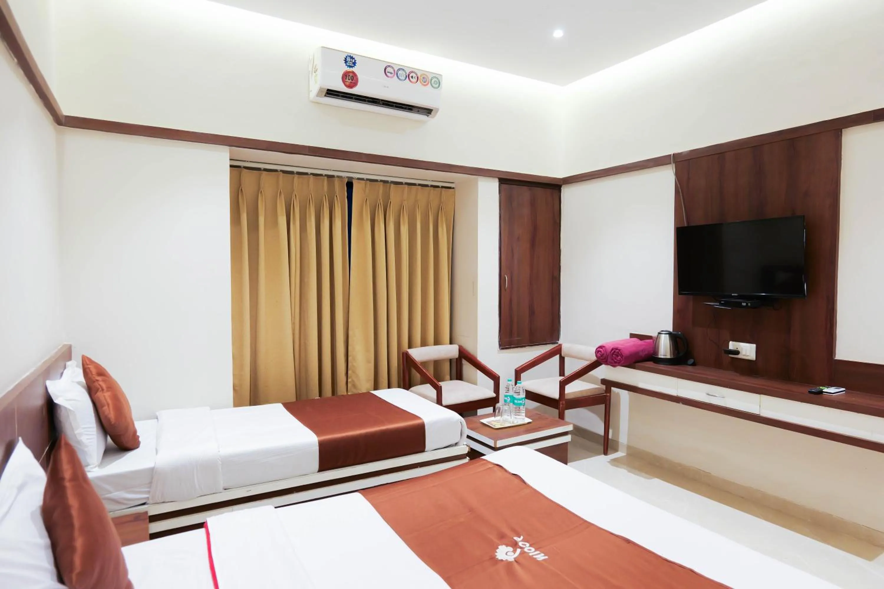 Bedroom, Bed in Hotel Laxmi Palace