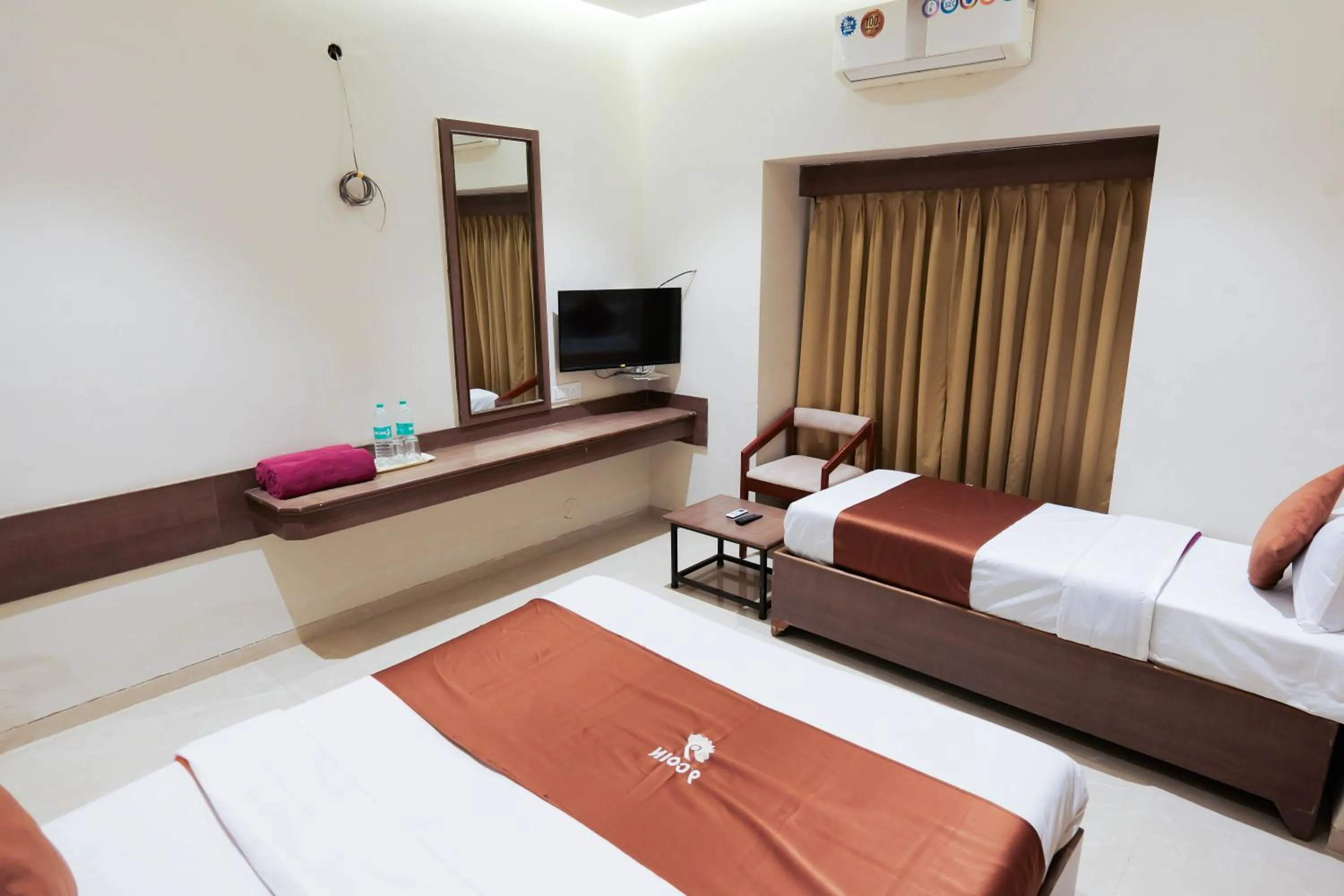 Bedroom, Bed in Hotel Laxmi Palace