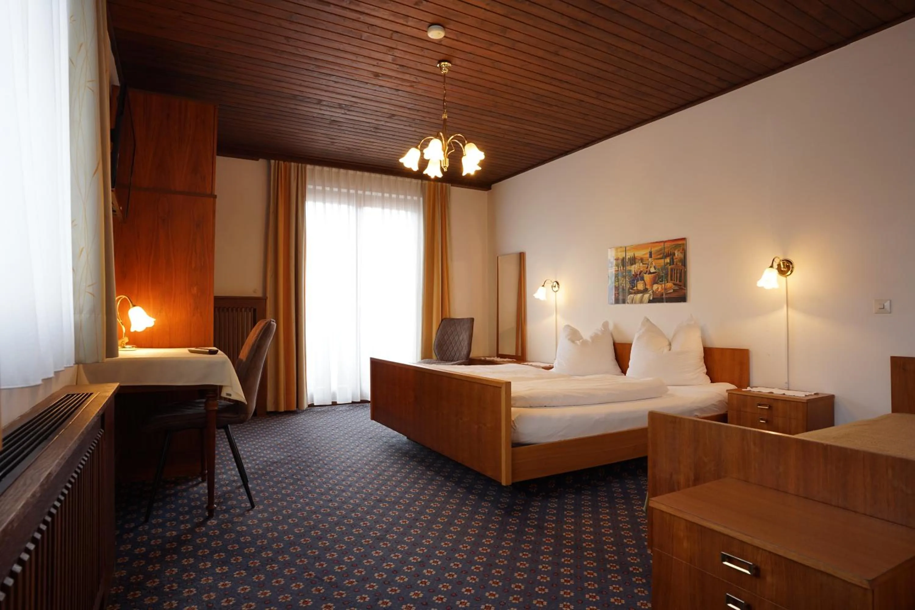 Bed in Gasthof-Fleischerei Engl