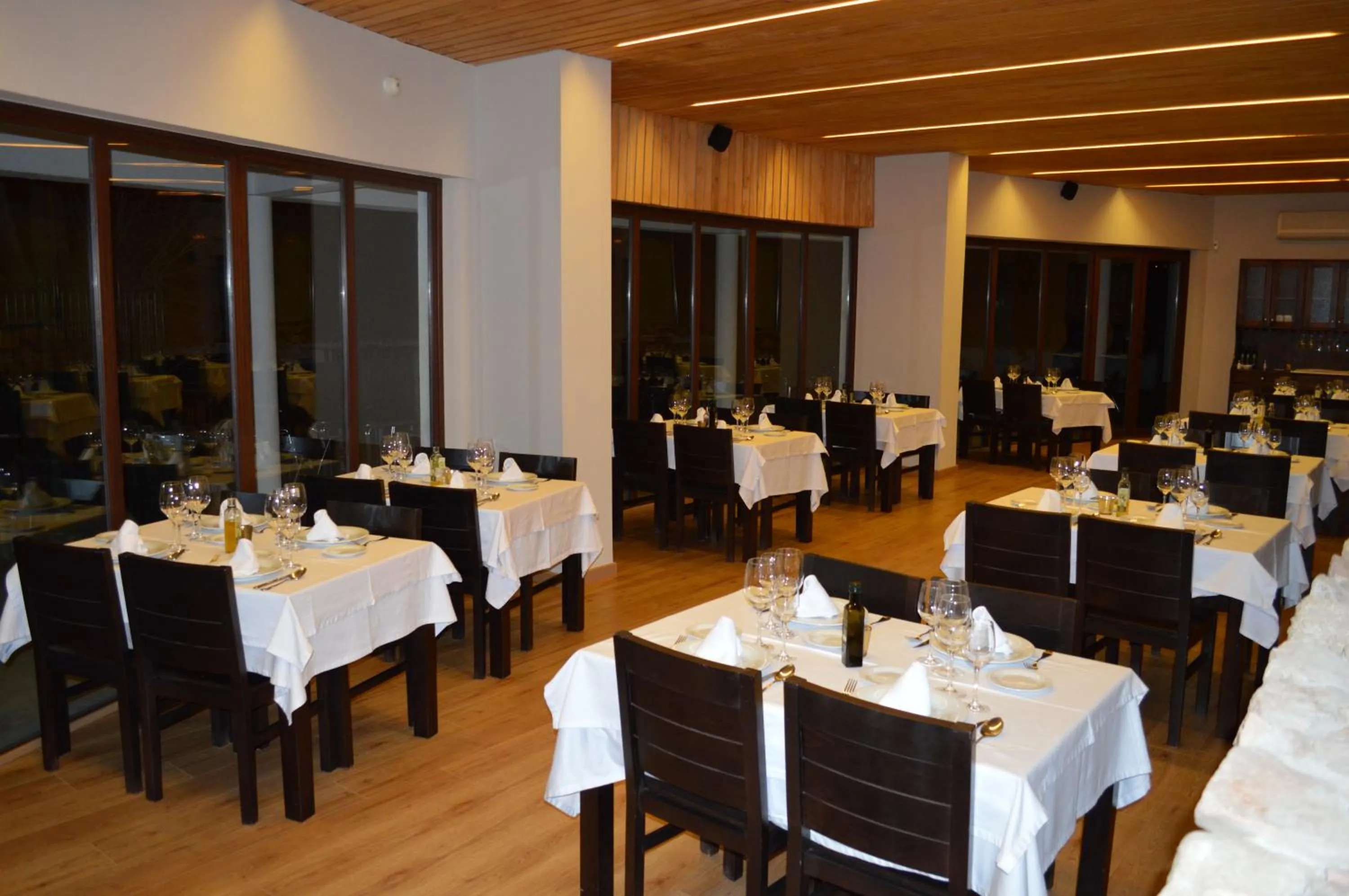 Restaurant/places to eat in Hotel Rural Las Monteras
