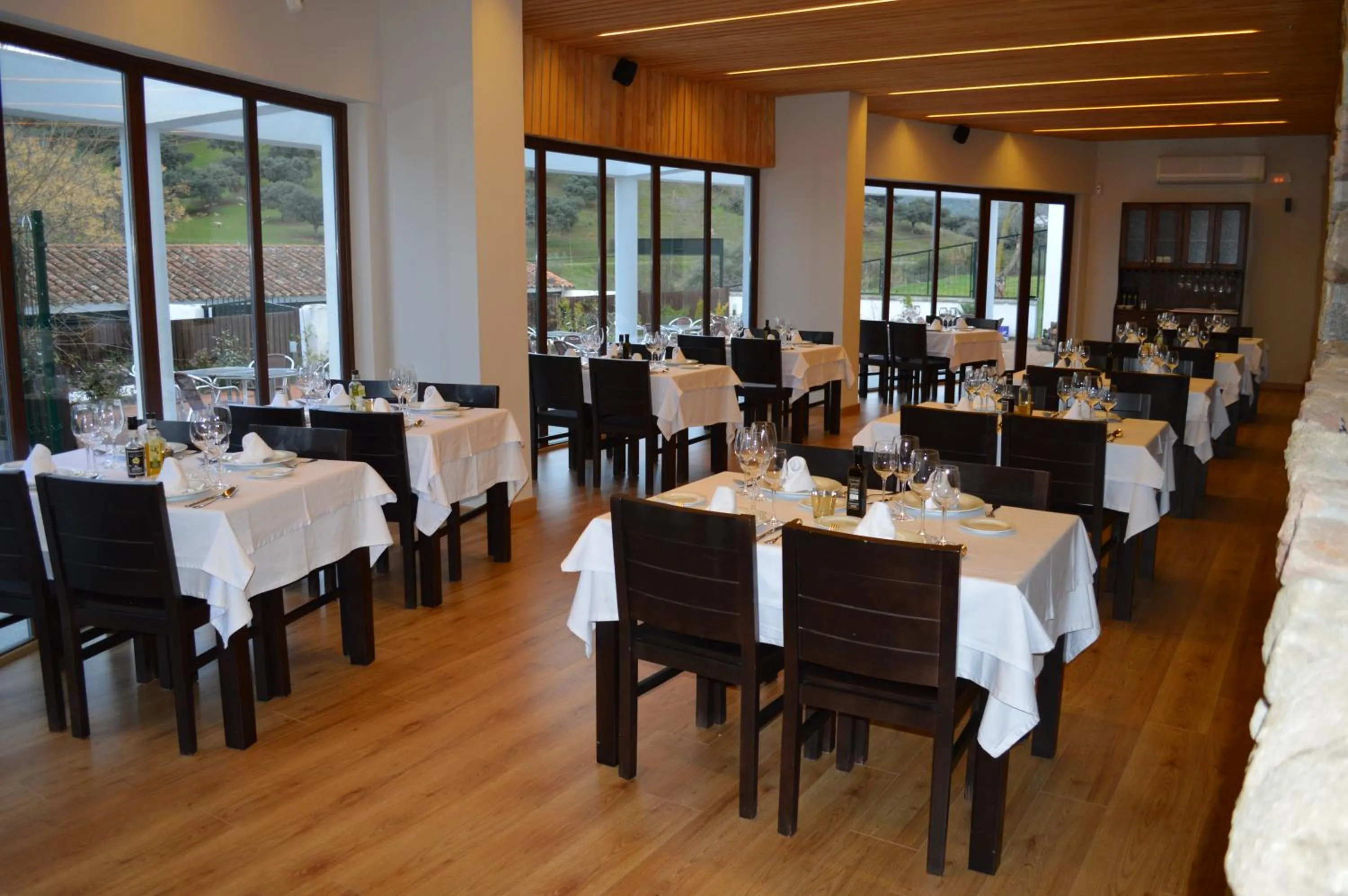 Restaurant/places to eat in Hotel Rural Las Monteras