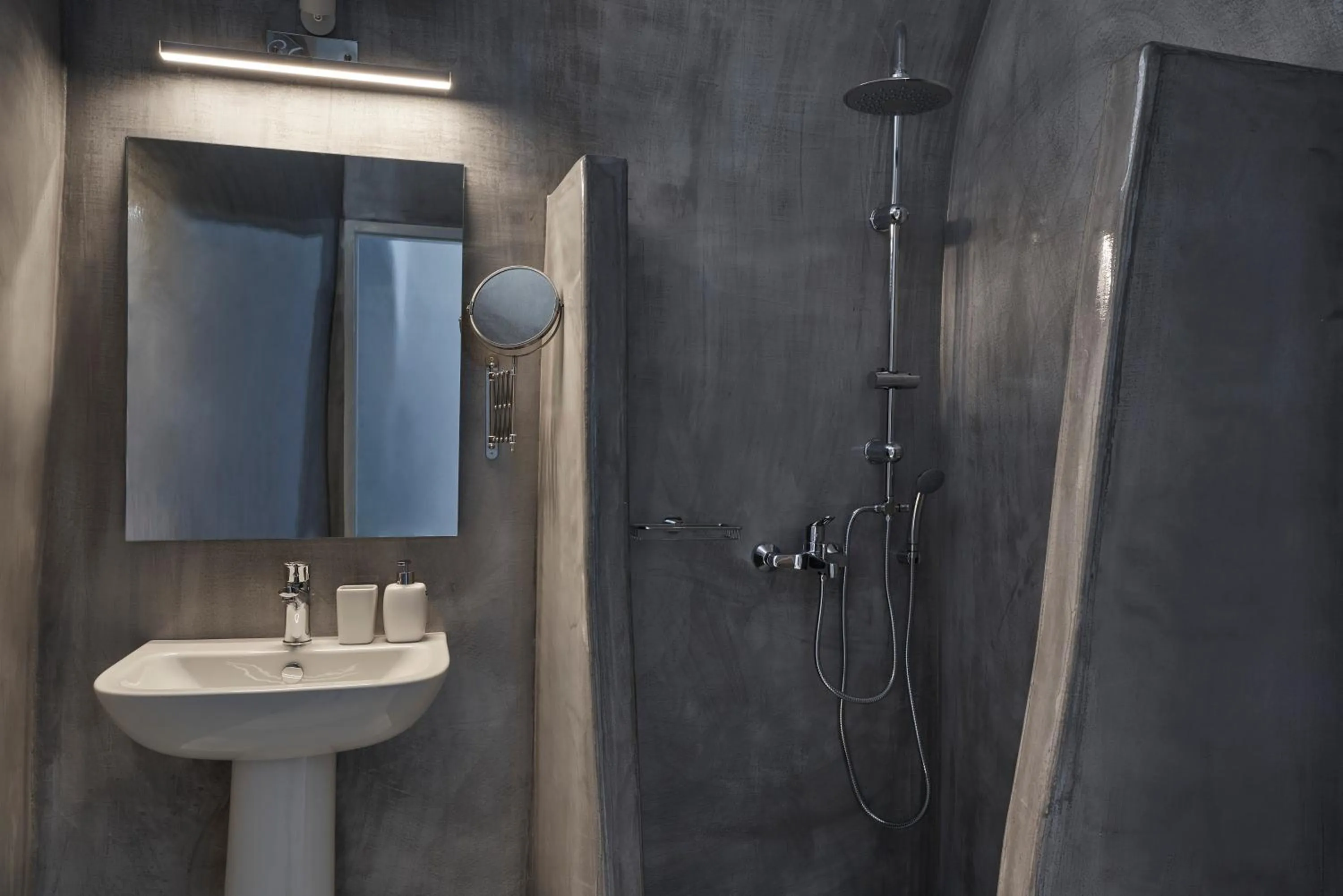 Bathroom in Fava Eco Suites