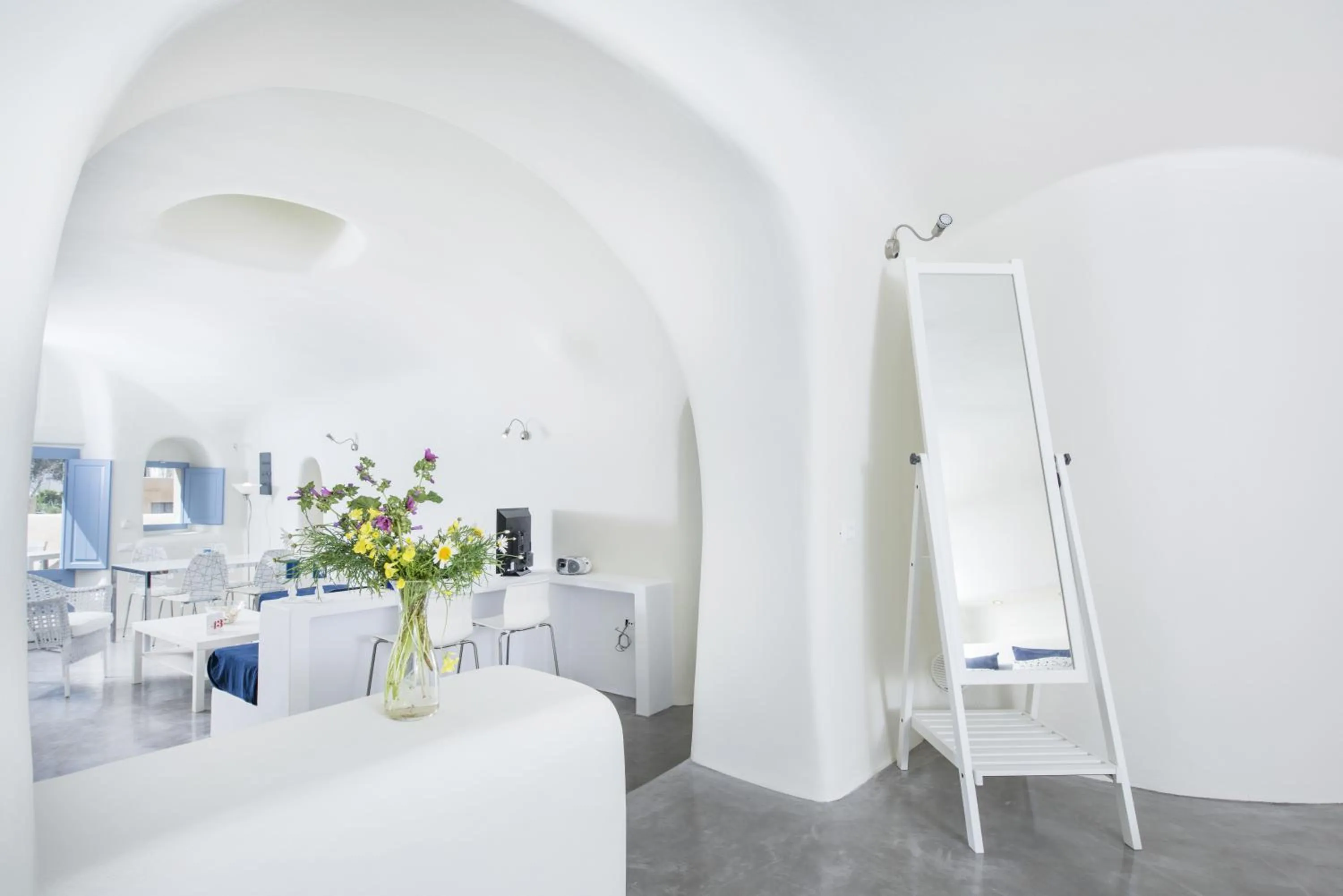 Photo of the whole room in Fava Eco Suites