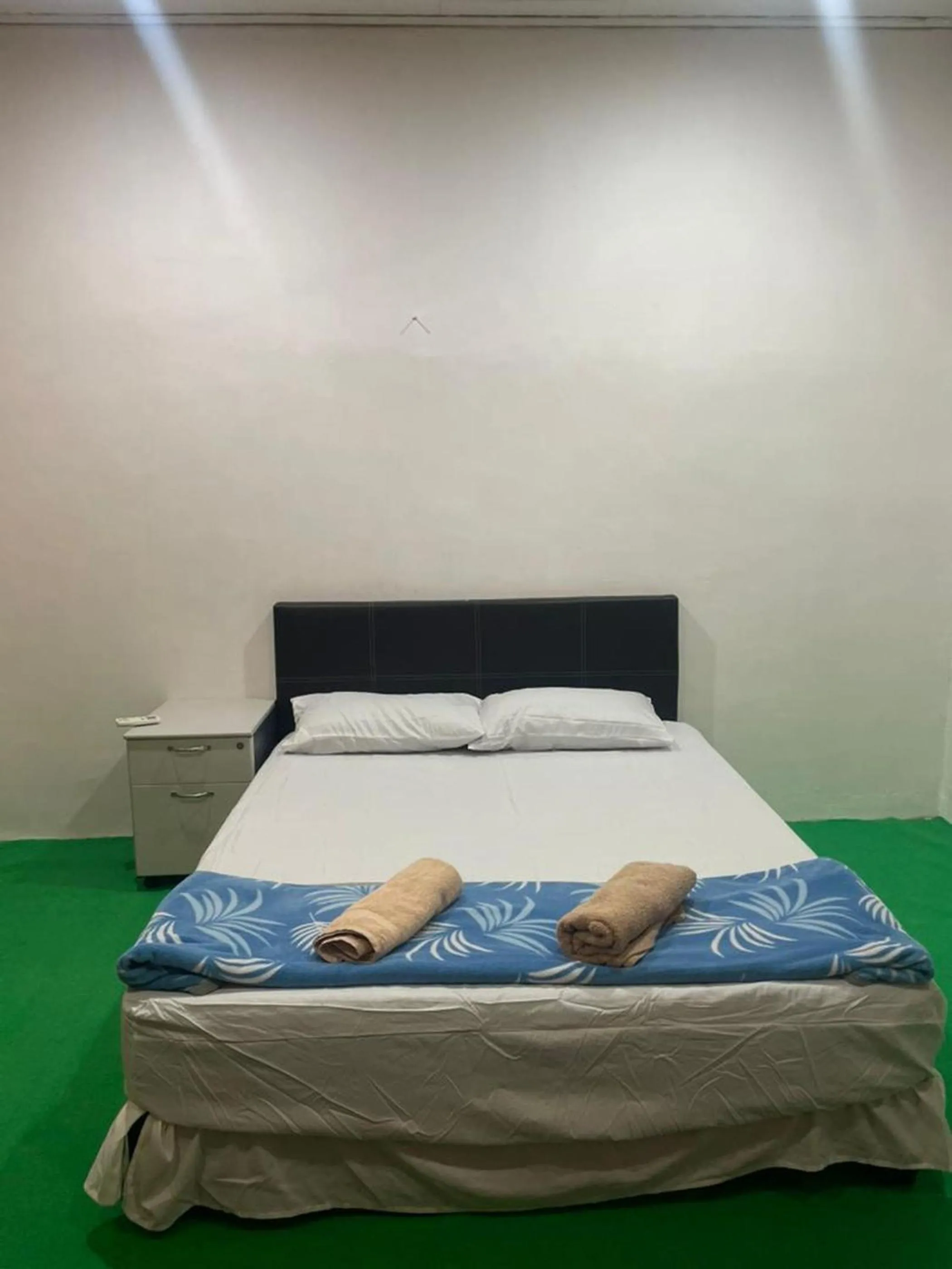 Bedroom, Bed in OYO 91250 Roomstay Awie