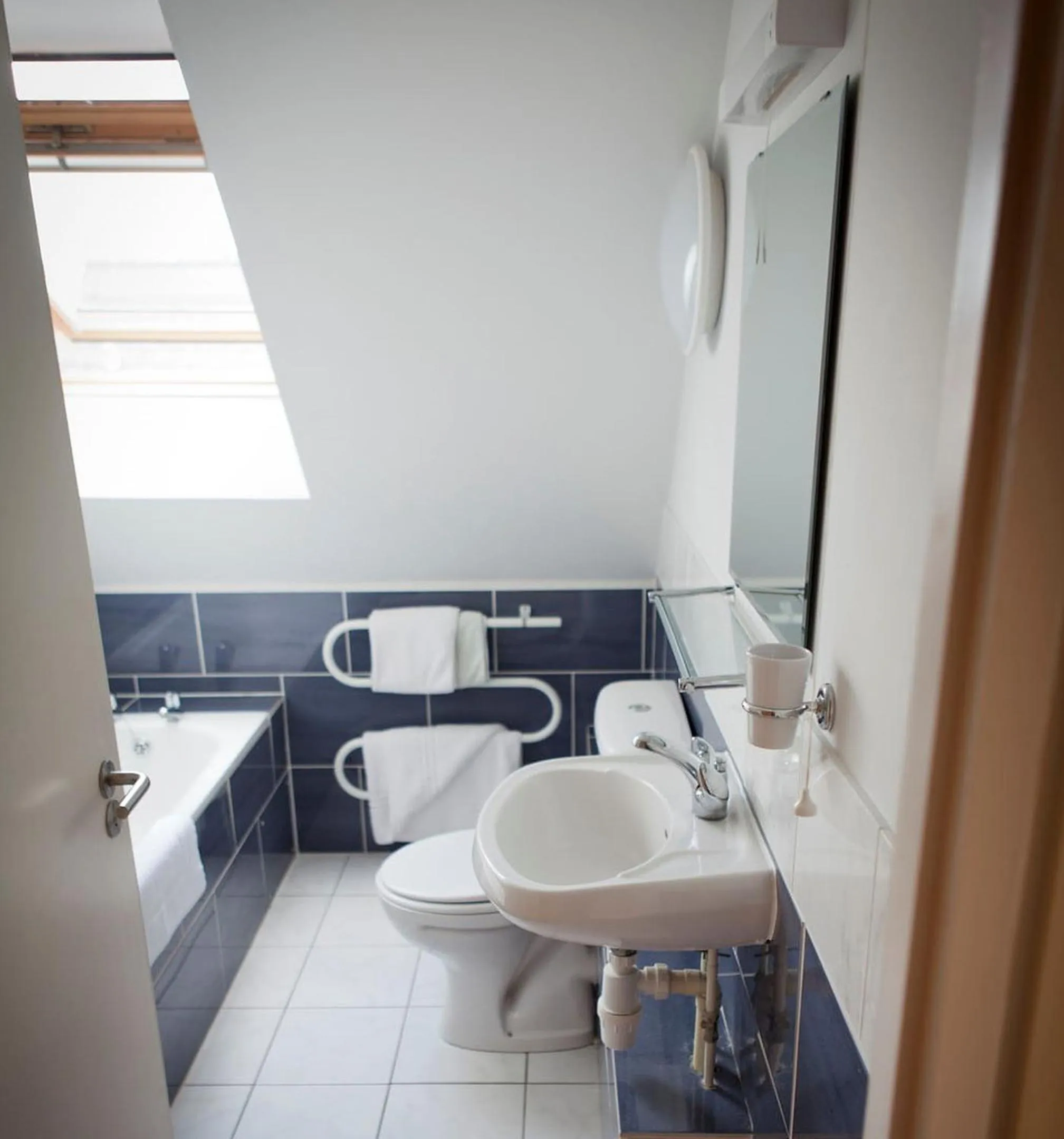 Bathroom in Toothbrush Apartments - Central Ipswich St Peters St