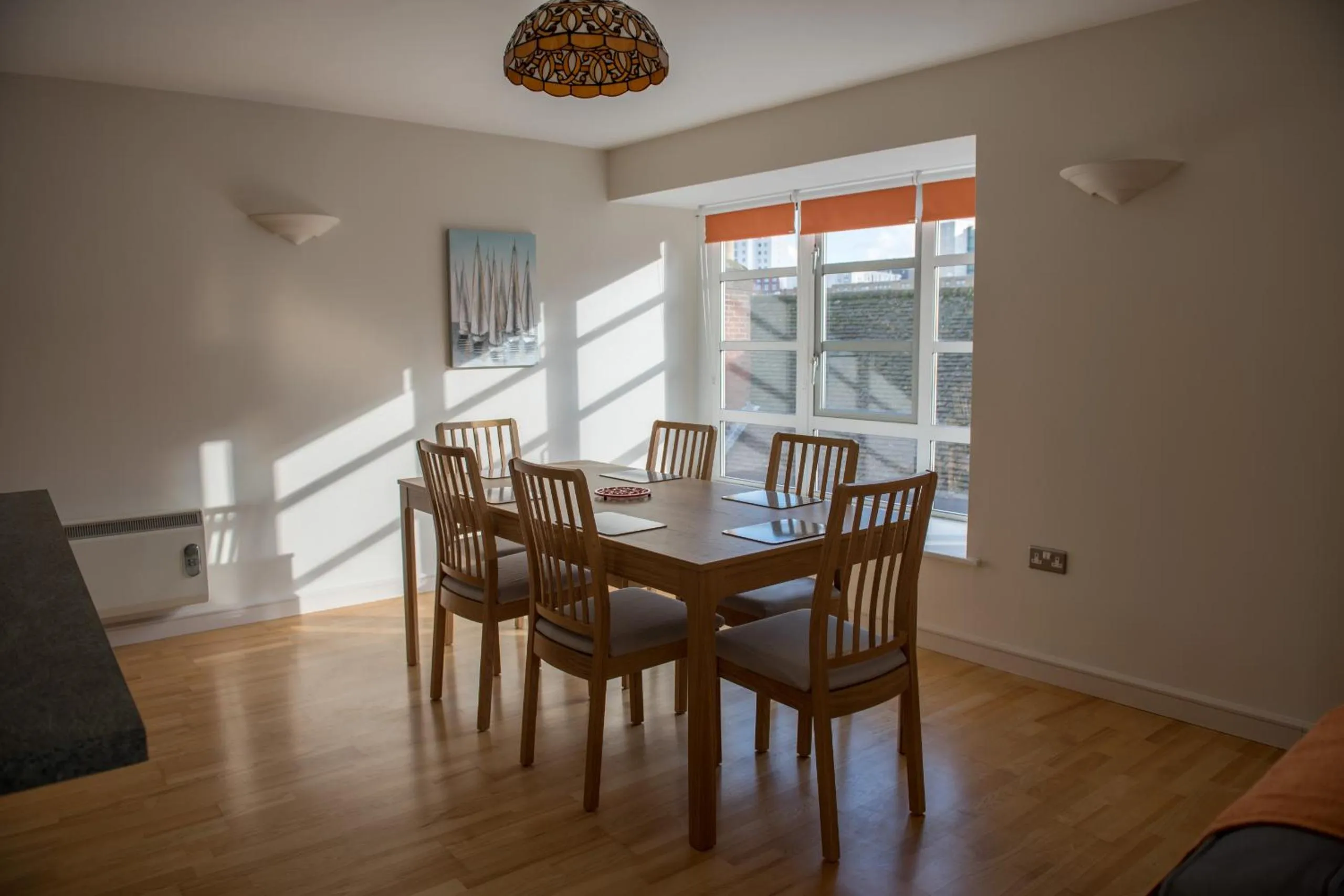 Dining area in Toothbrush Apartments - Central Ipswich St Peters St