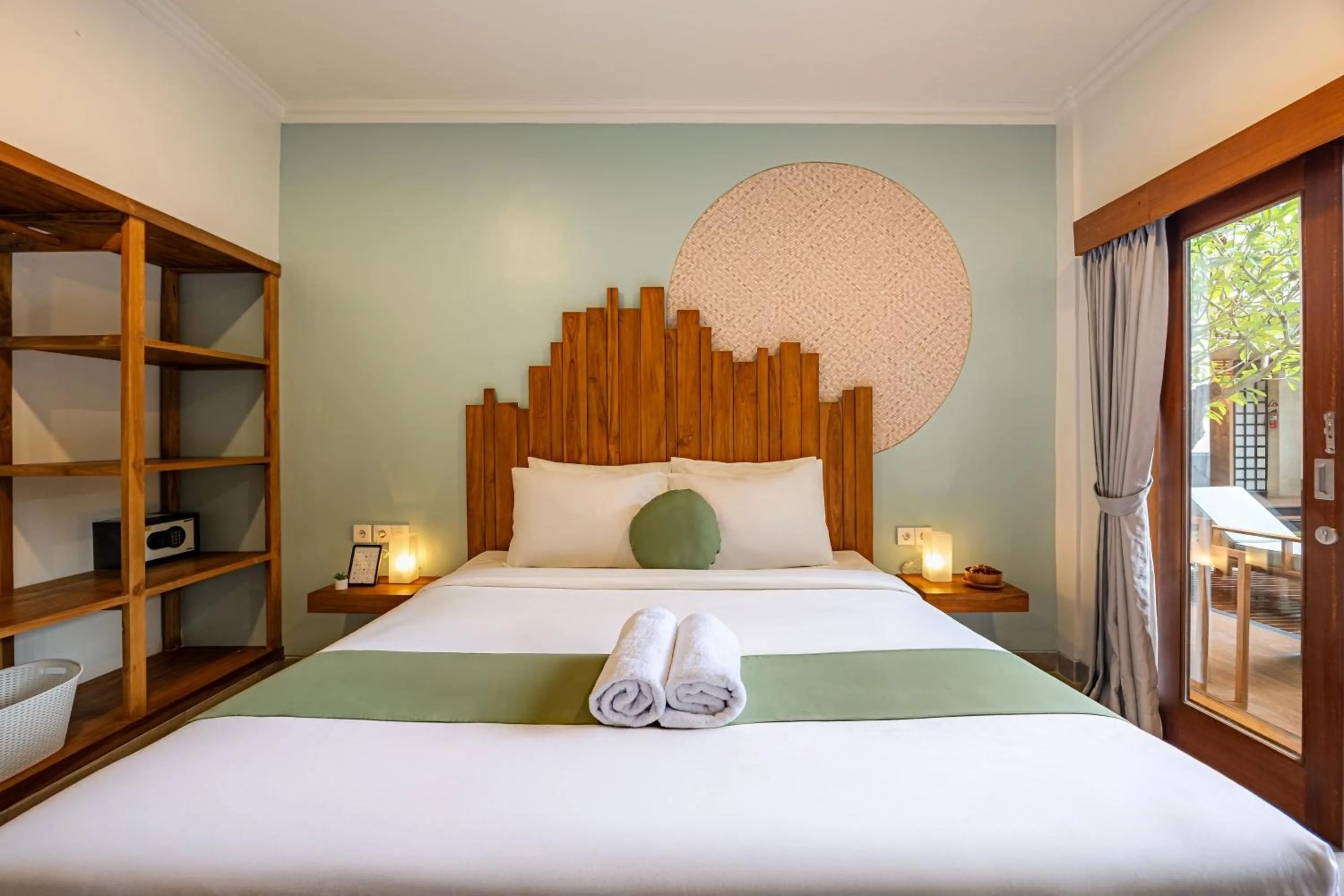 Bed in Cove Asanaya