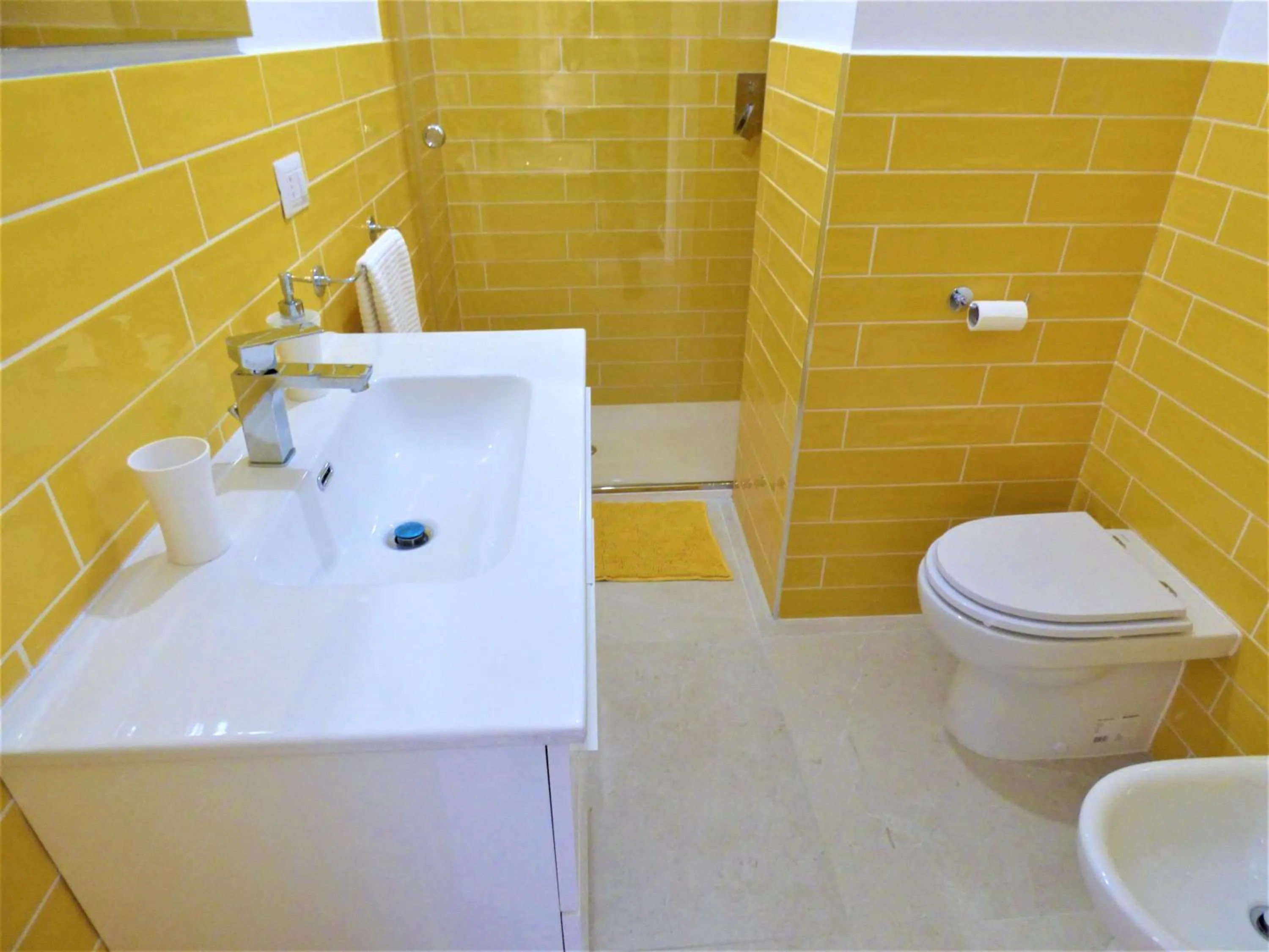 Bathroom in Napoletando bed and breakfast