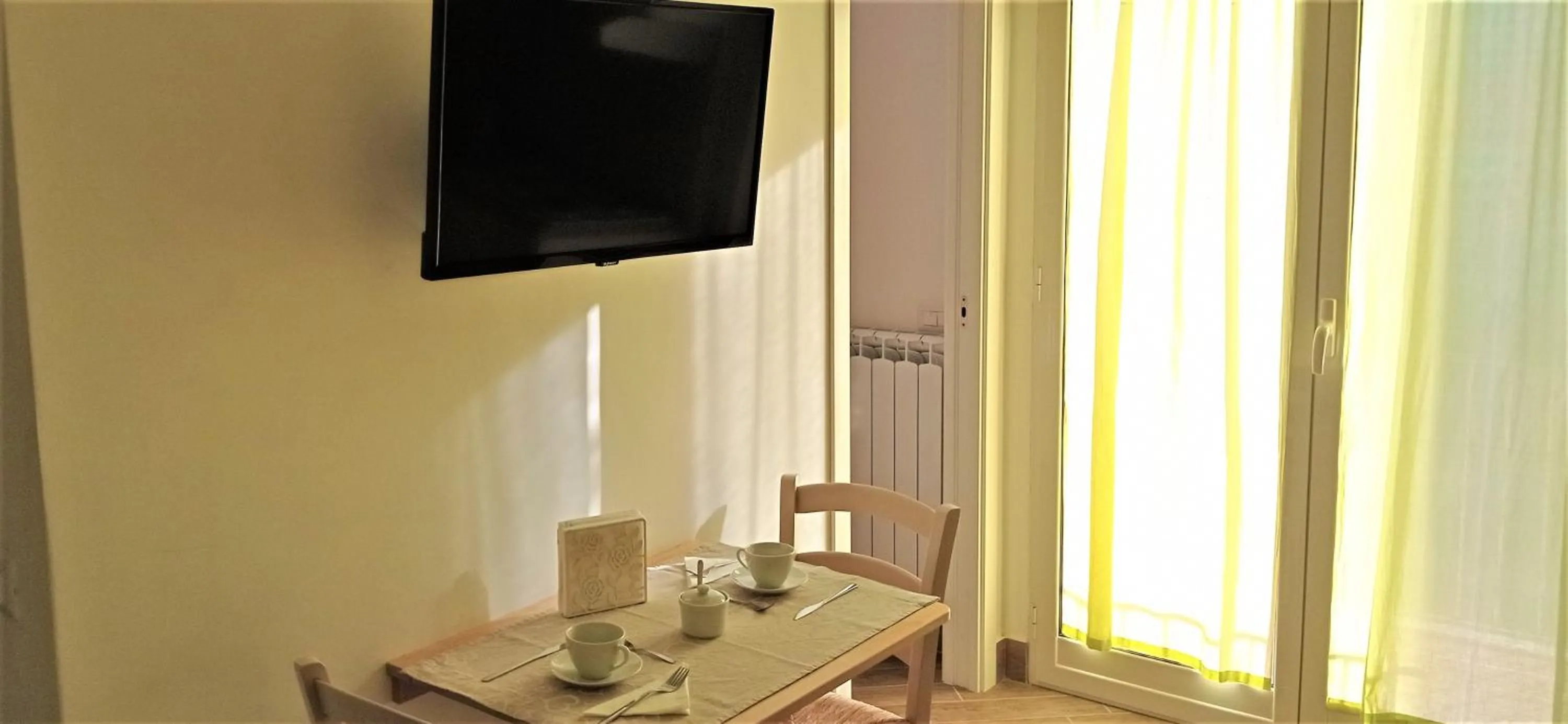 Dining area in Napoletando bed and breakfast