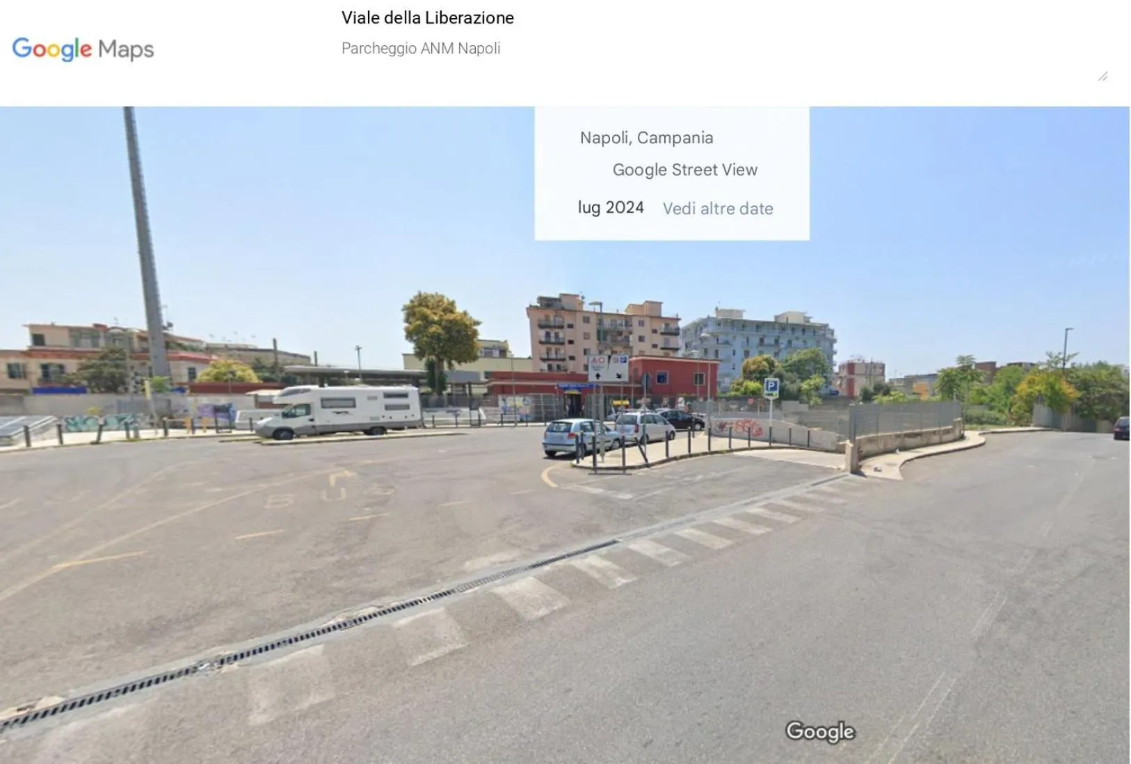 Parking in Napoletando bed and breakfast