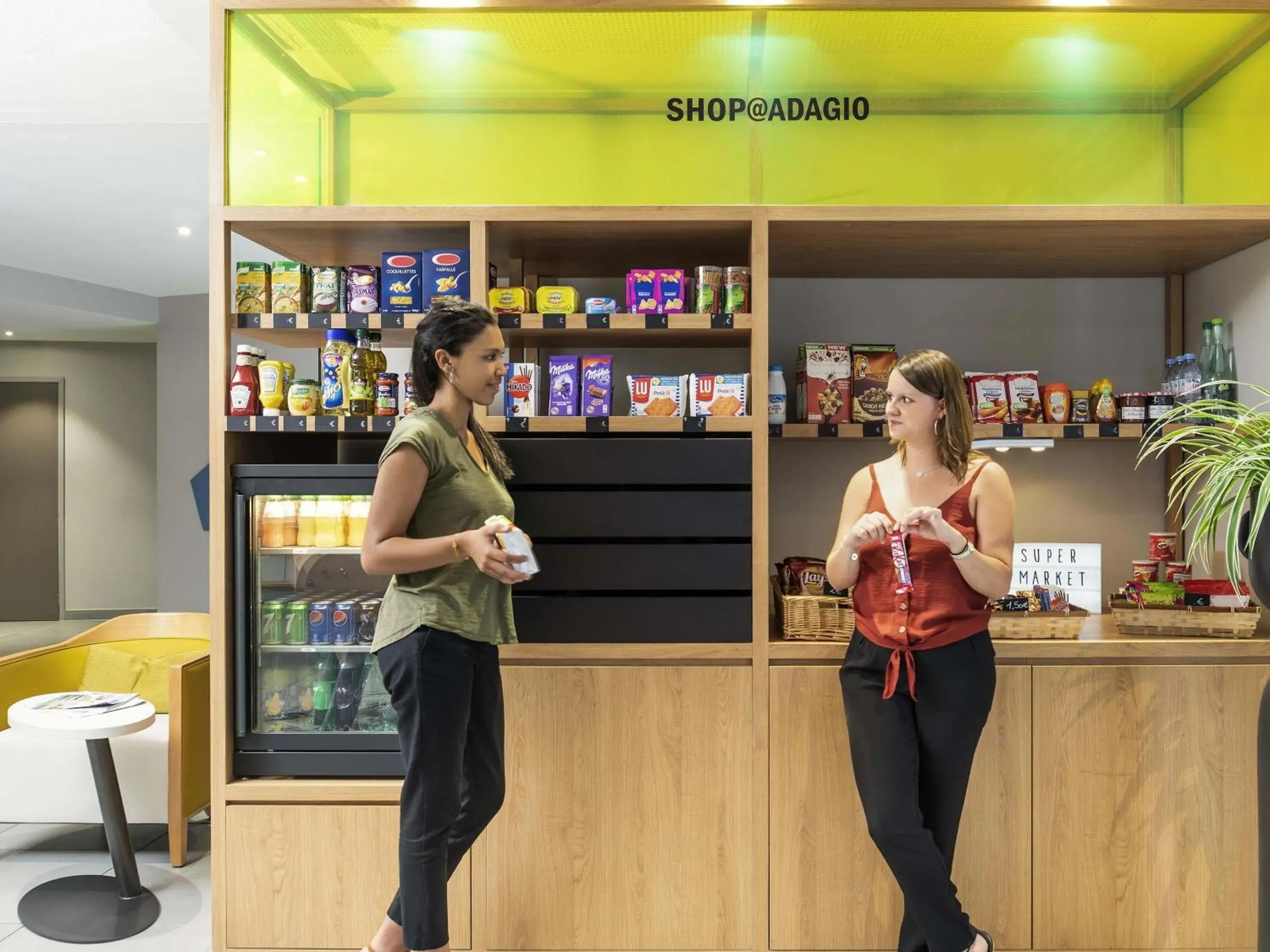 Property building in Aparthotel Adagio access Colombes La Défense Property building in Aparthotel Adagio access Colombes La Défense