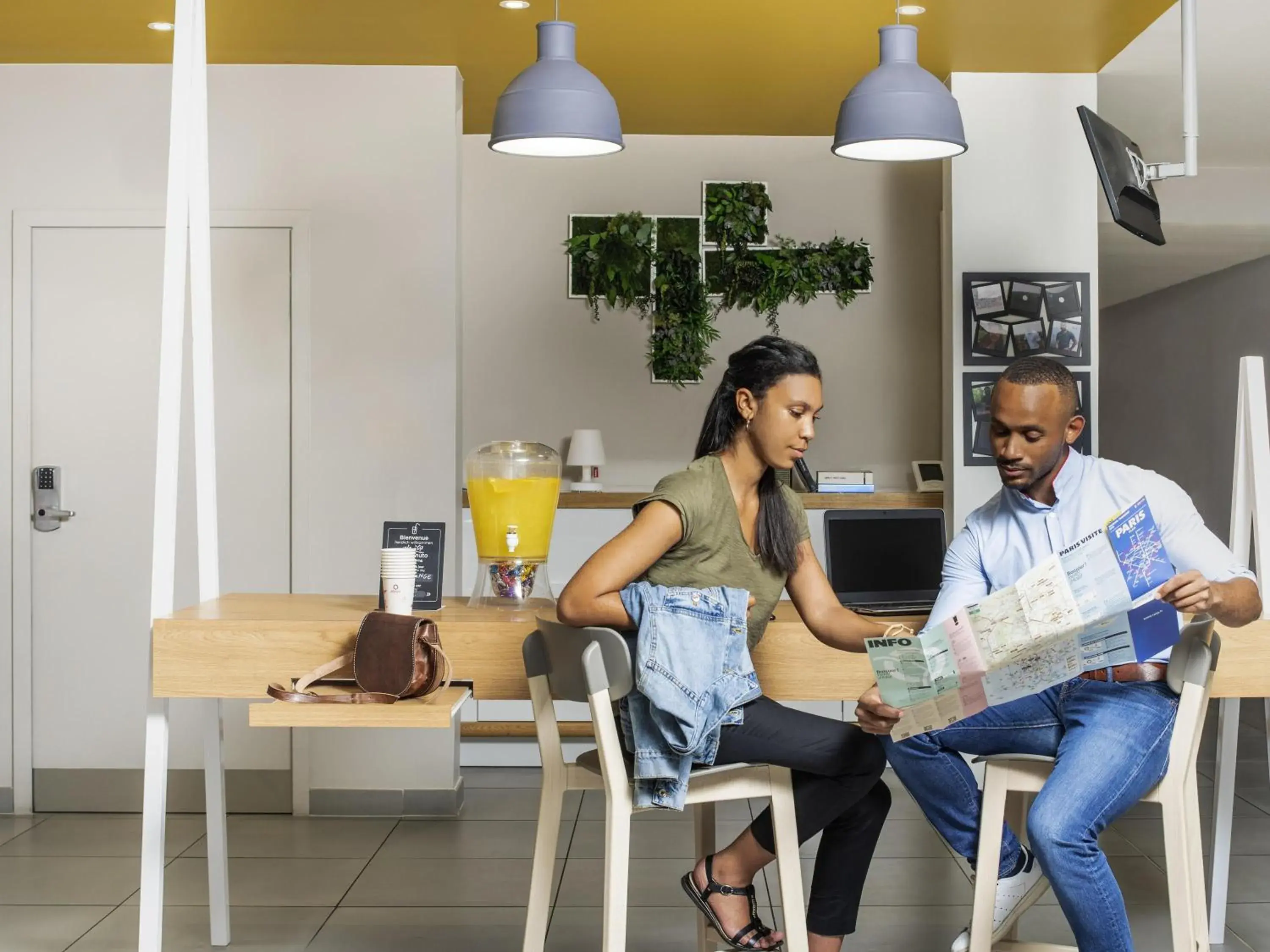 Breakfast in Aparthotel Adagio access Colombes La Défense Breakfast in Aparthotel Adagio access Colombes La Défense