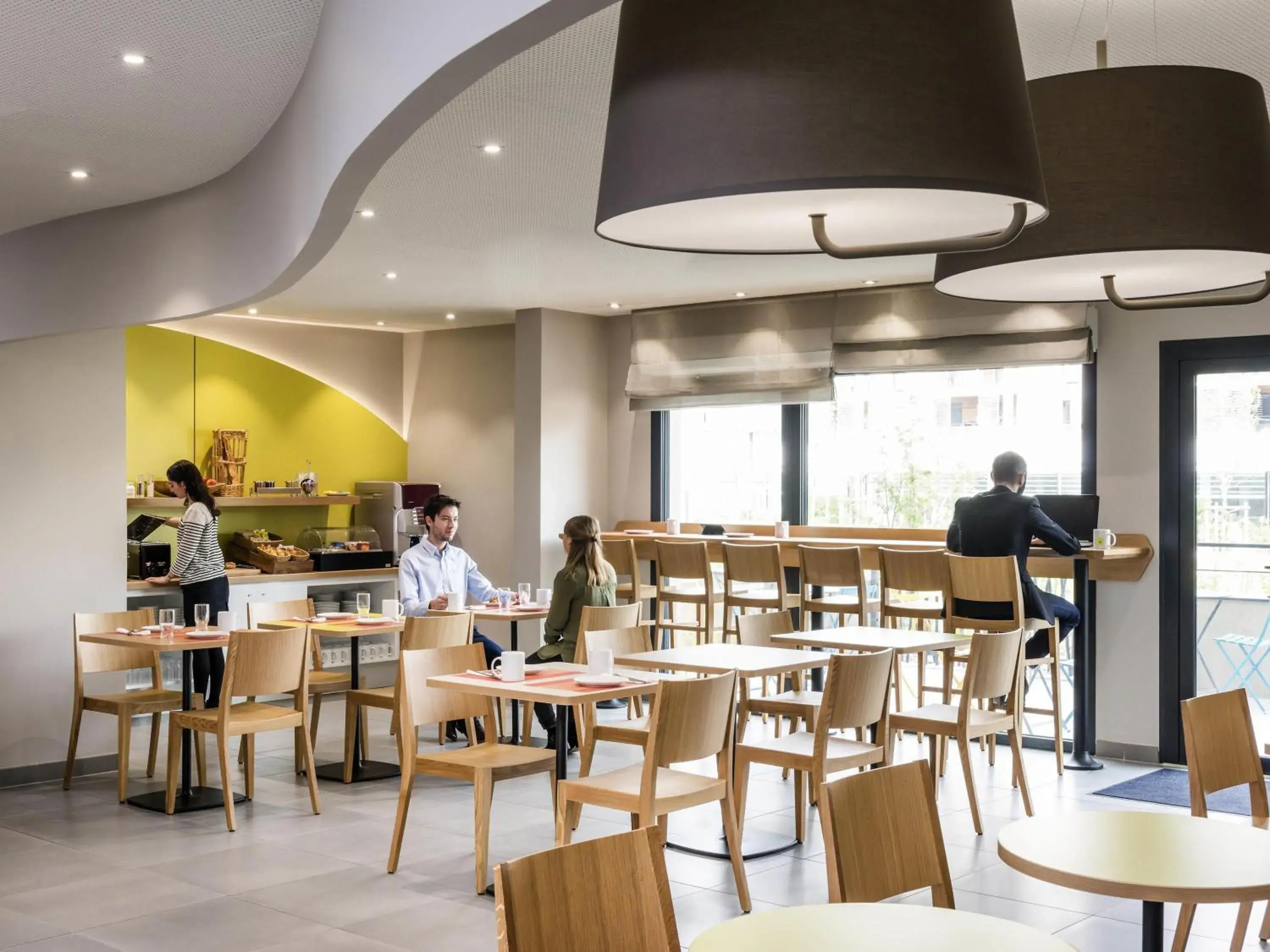 Breakfast in Aparthotel Adagio access Colombes La Défense Breakfast in Aparthotel Adagio access Colombes La Défense