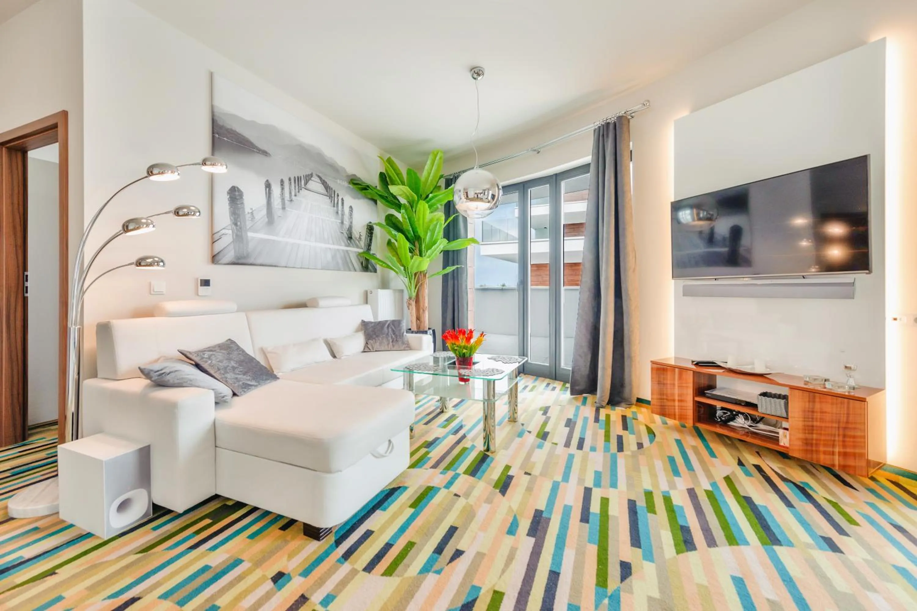 TV and multimedia, Bed in Baltic Park Molo, Sun & Snow