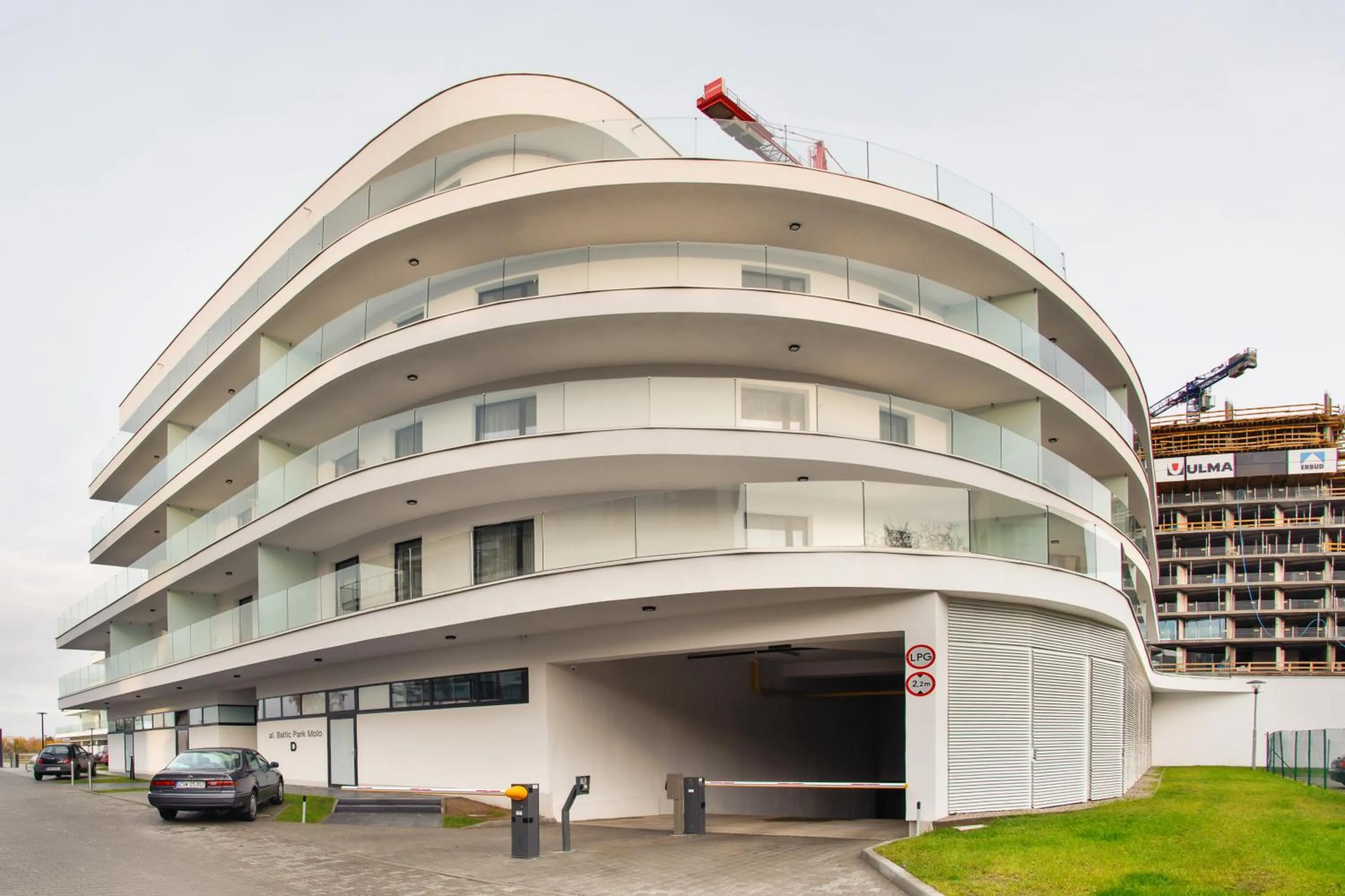 Facade/entrance in Baltic Park Molo, Sun & Snow