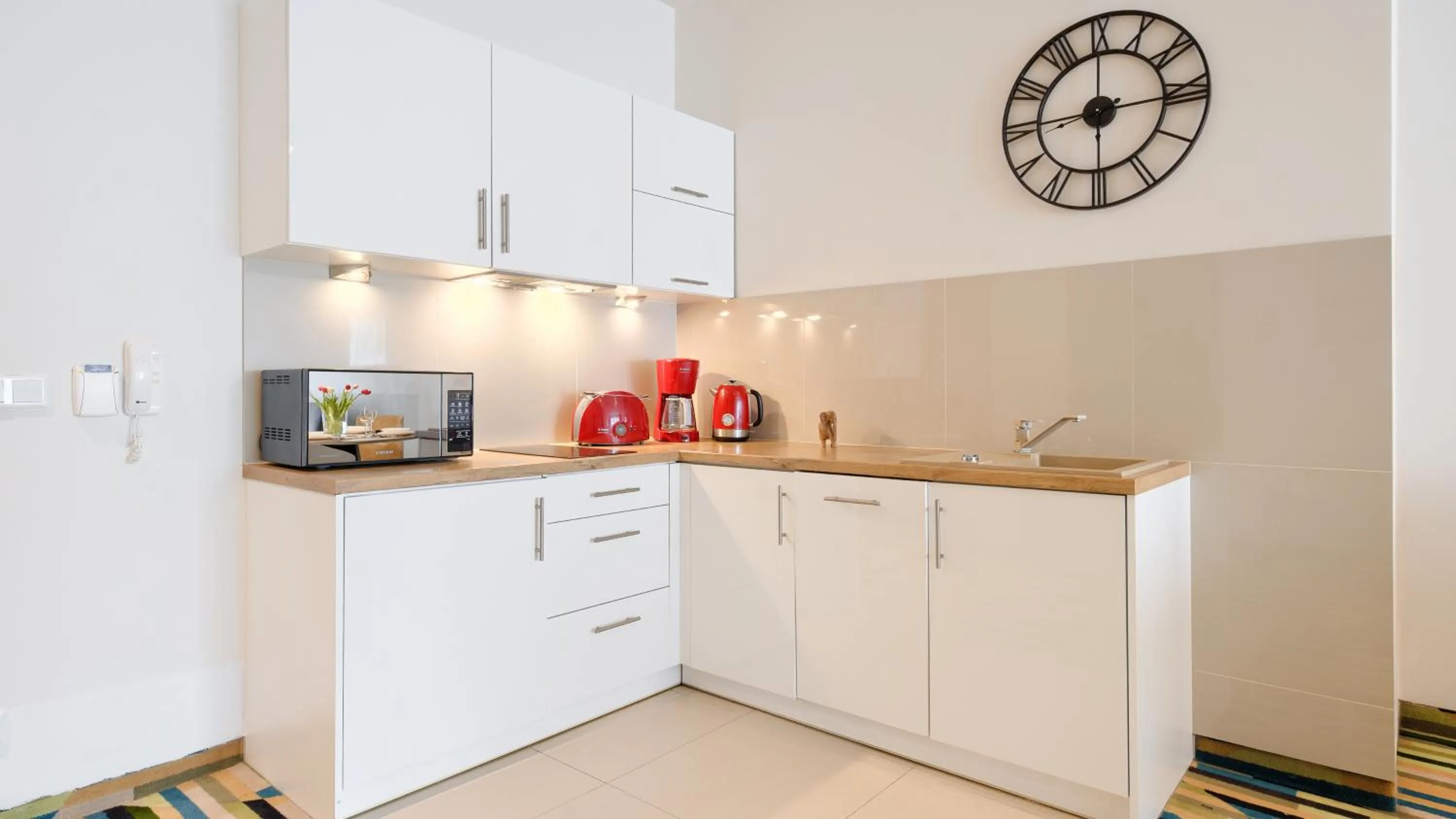 Kitchen or kitchenette in Baltic Park Molo, Sun & Snow