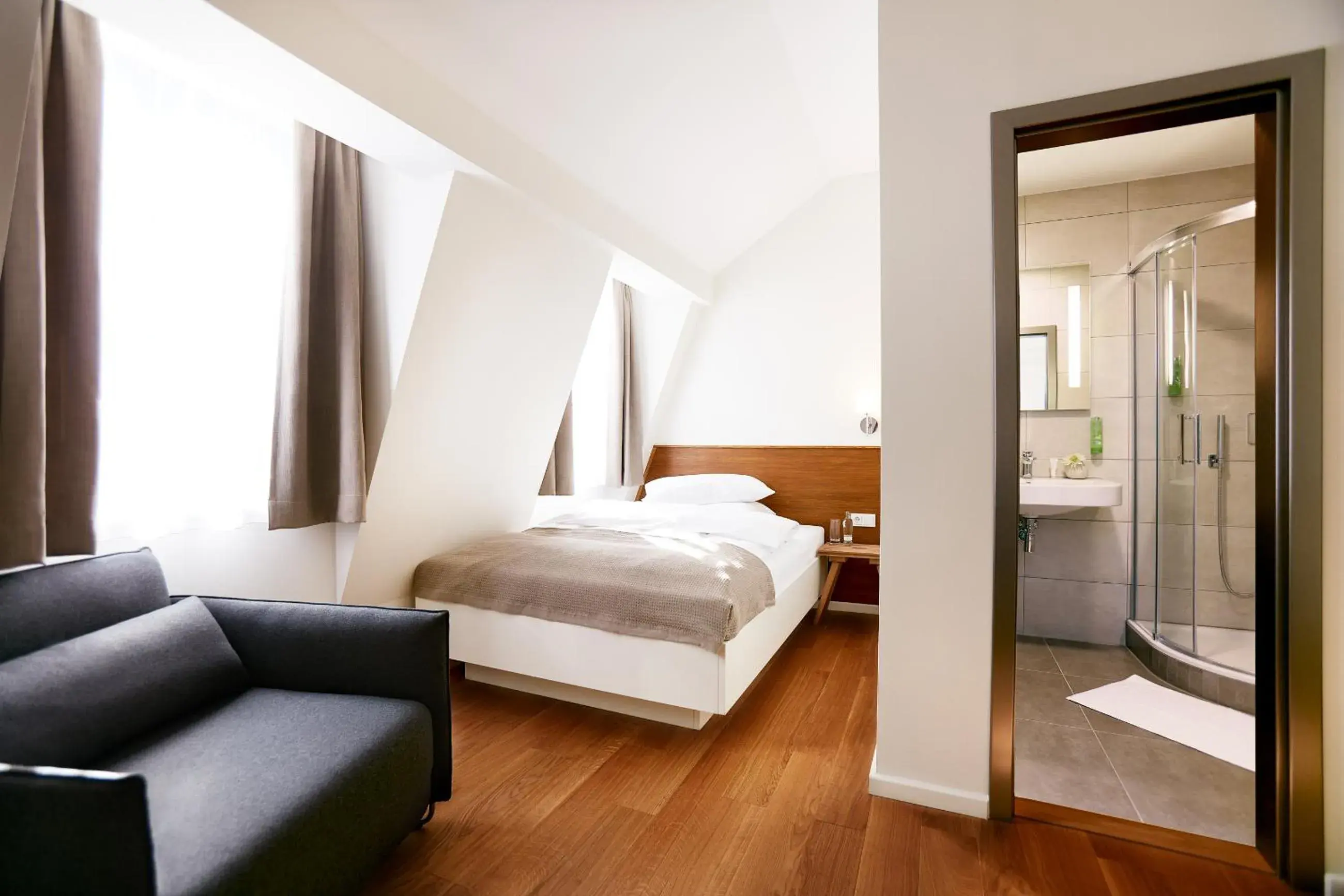 Deluxe Single Room - single occupancy in Paulinenhof Deluxe Single Room - single occupancy in Paulinenhof