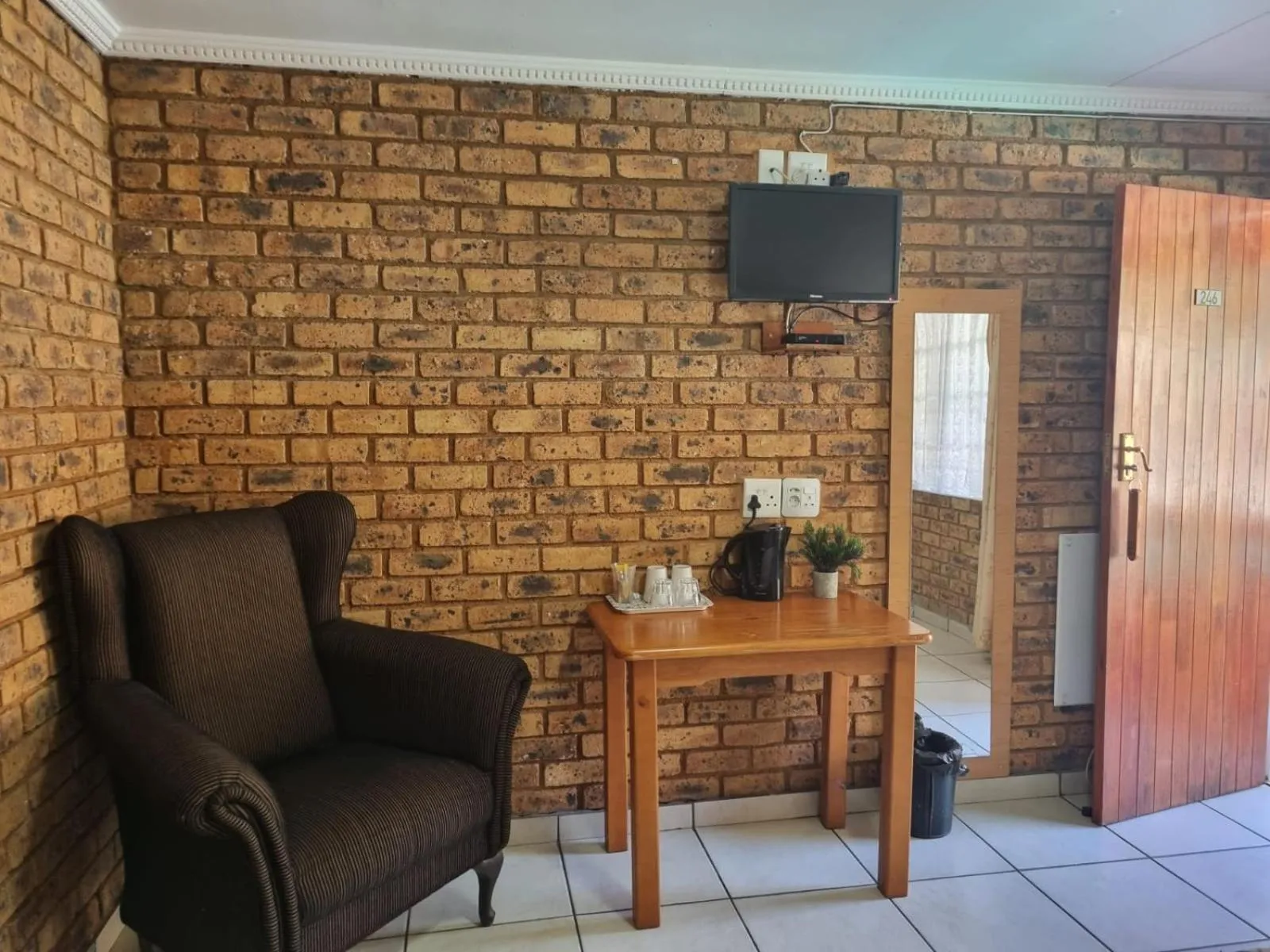 Coffee/tea facilities in Airport Inn Bed and Breakfast