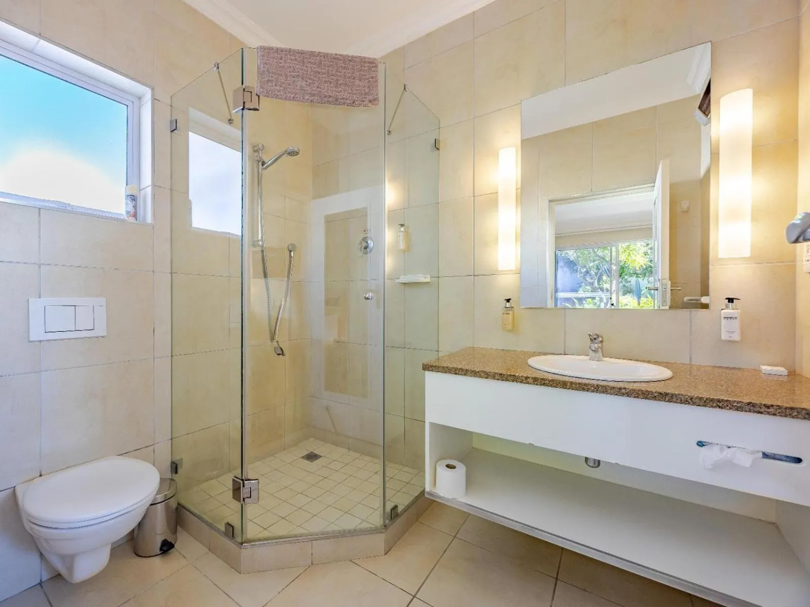 Bathroom in Hajo's Lodge & Spa