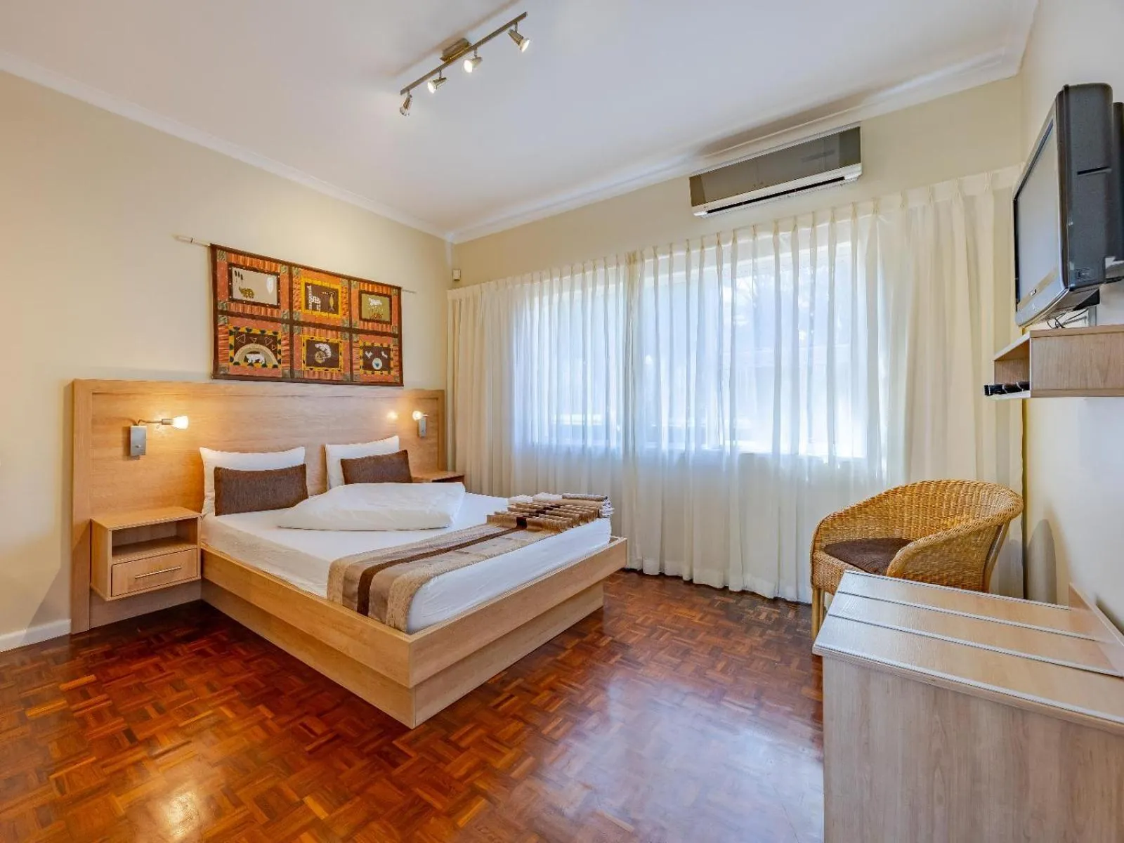 Photo of the whole room, Bed in Hajo's Lodge & Spa