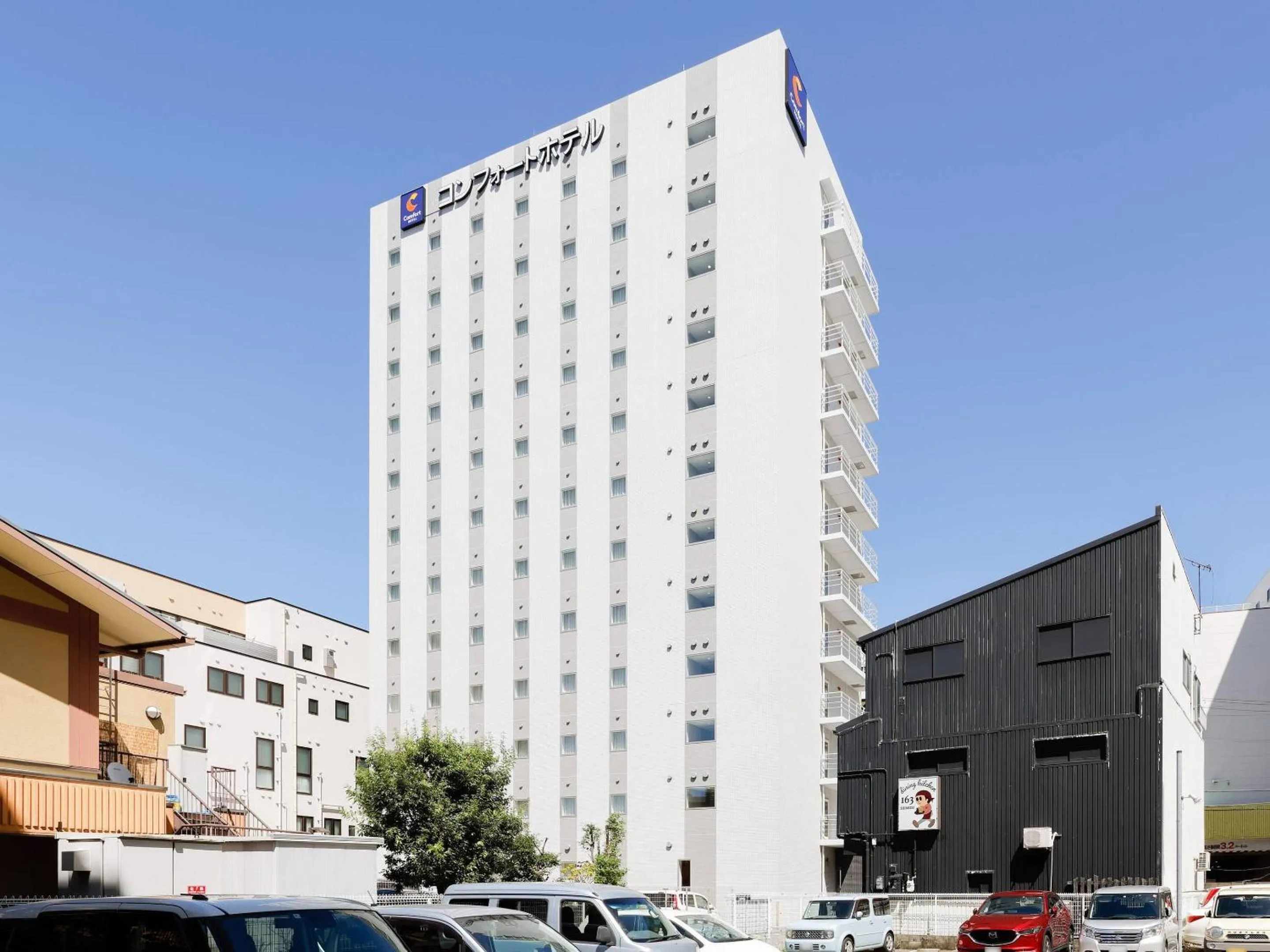 Property building in Comfort Hotel Wakayama