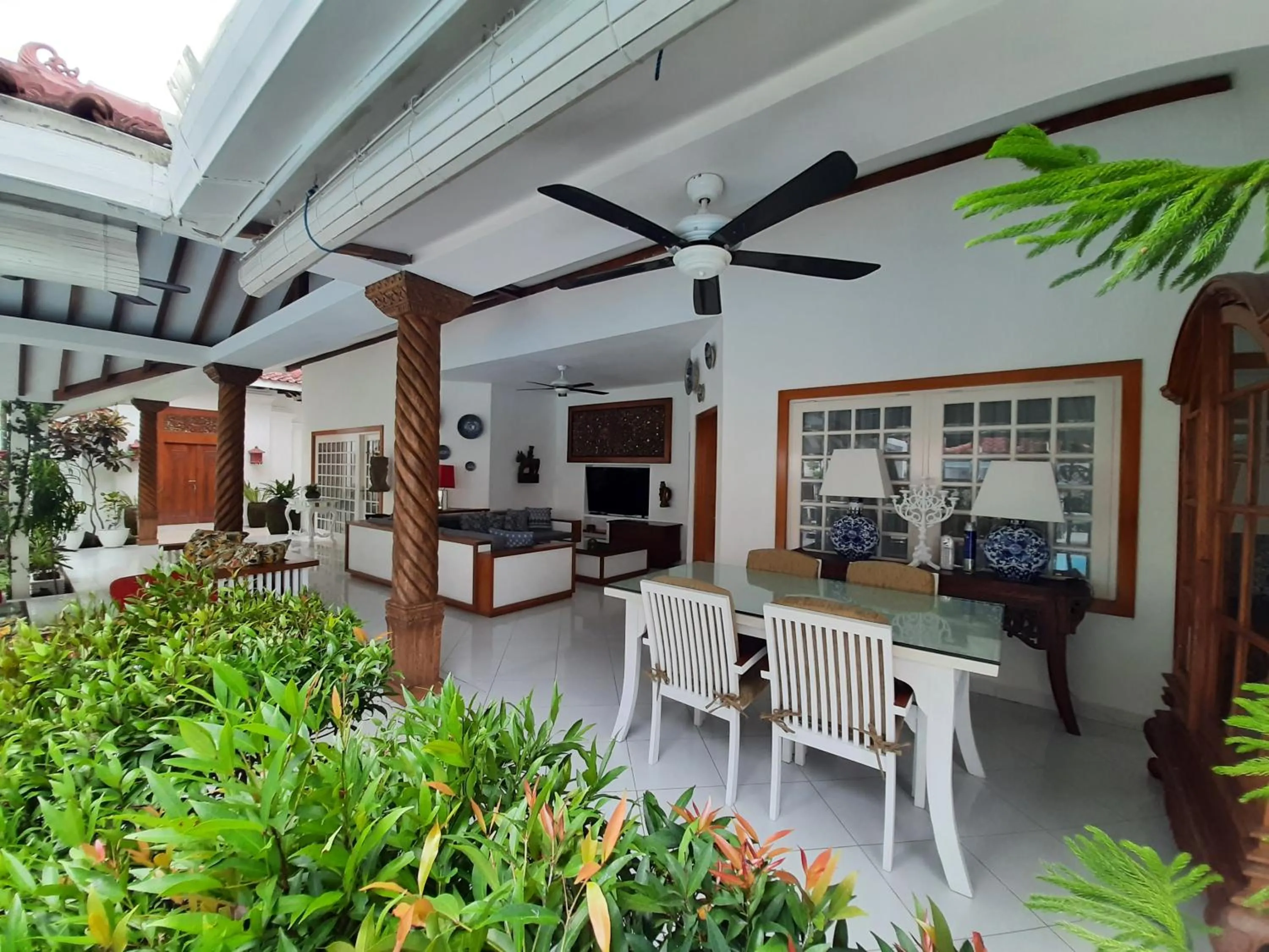 Dining area in Yogyakarta Tropicana Villa