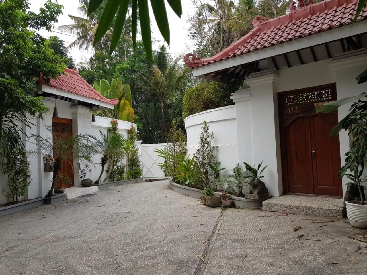 Property building in Yogyakarta Tropicana Villa