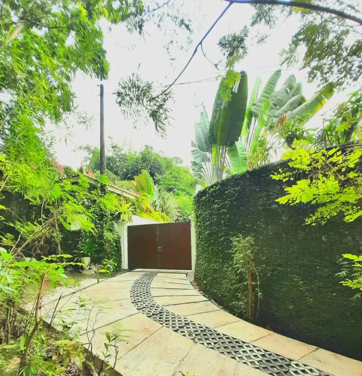 Yogyakarta Tropicana Villa