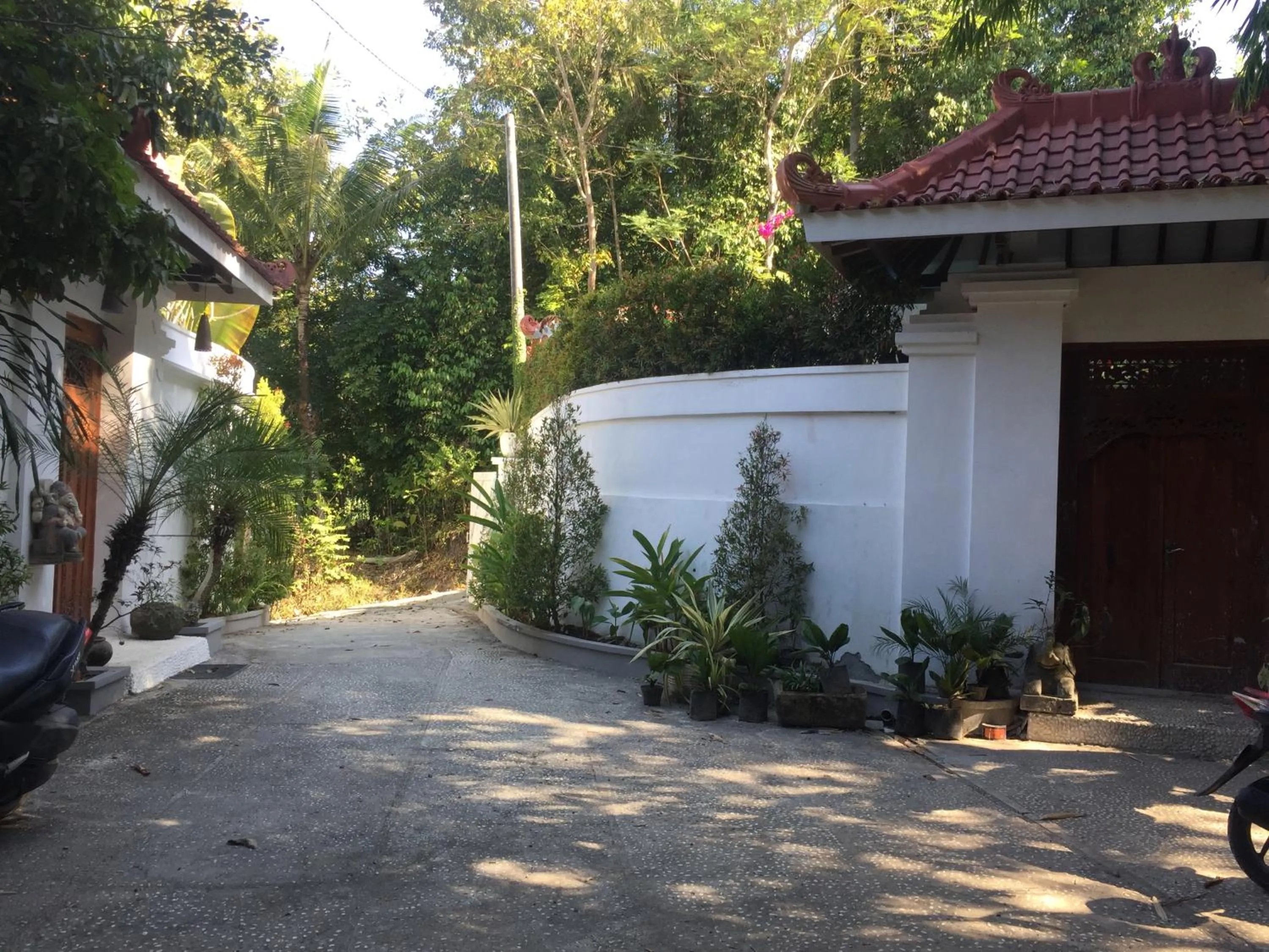 Yogyakarta Tropicana Villa