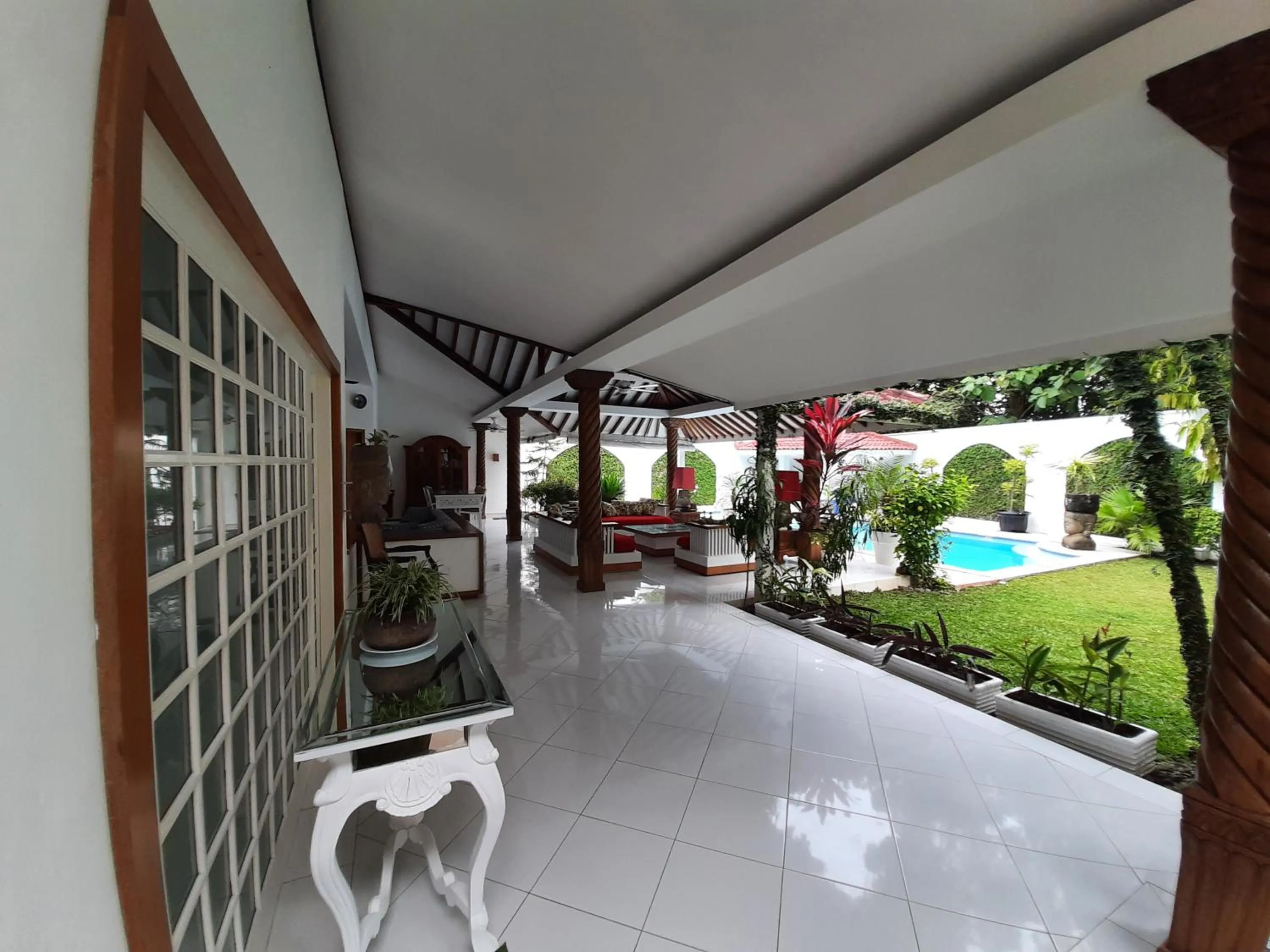 Yogyakarta Tropicana Villa