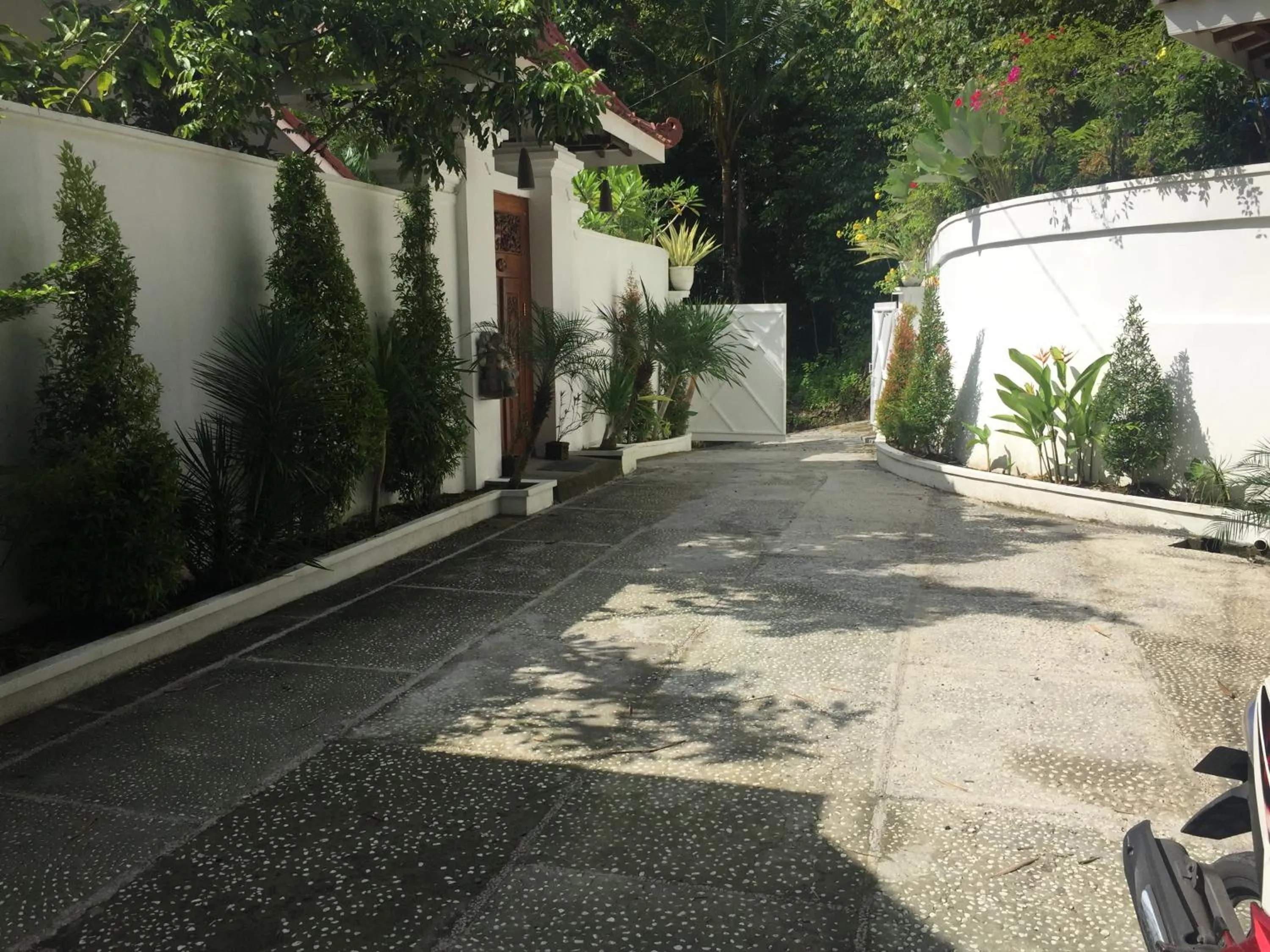 Yogyakarta Tropicana Villa