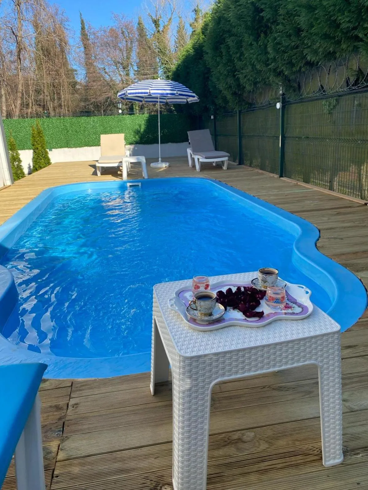 Patio in Sapanca Gönül Sofram Hotel & Bungalow & Villas